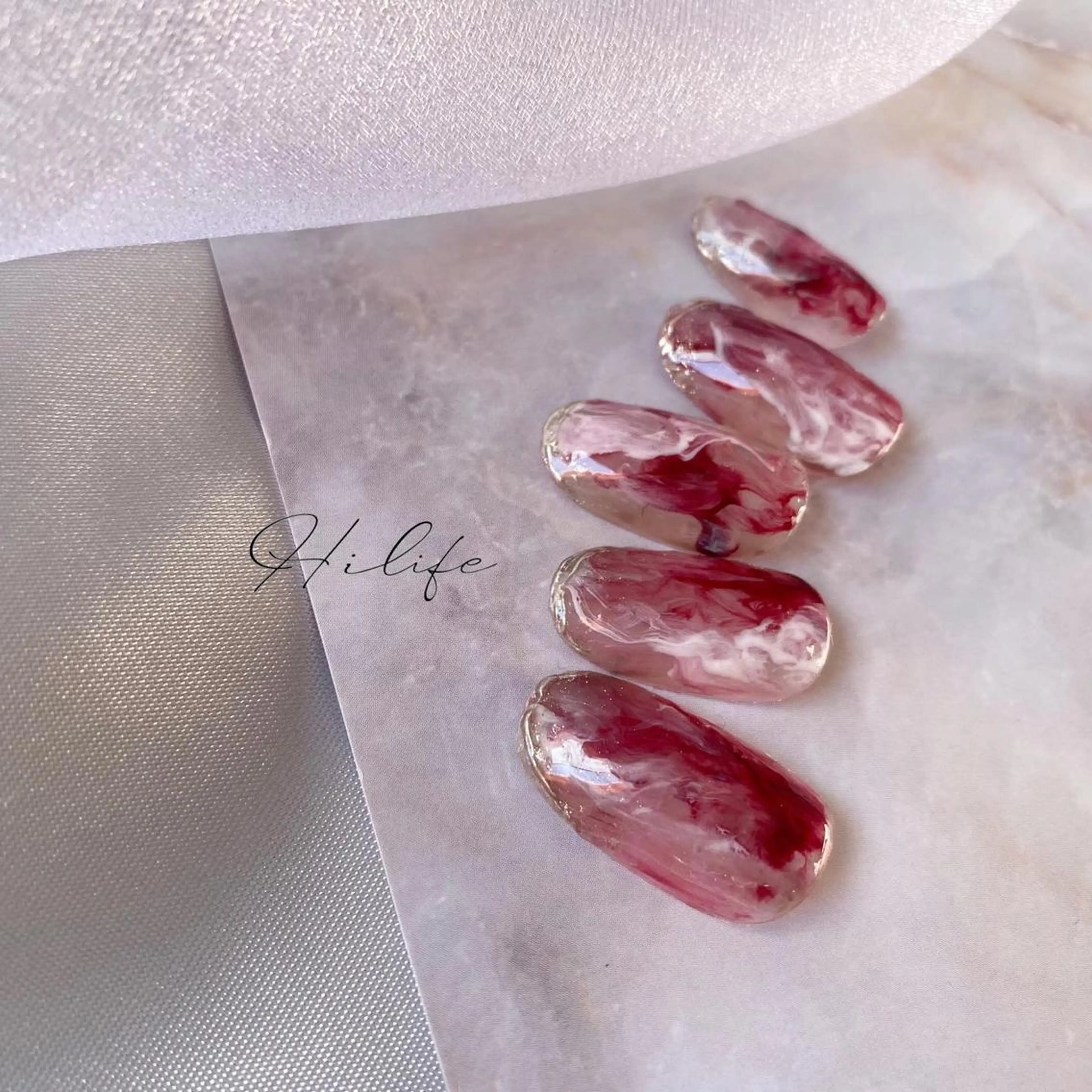 ネイル ニュアンスネイル Nail Adore.のネイルデザイン