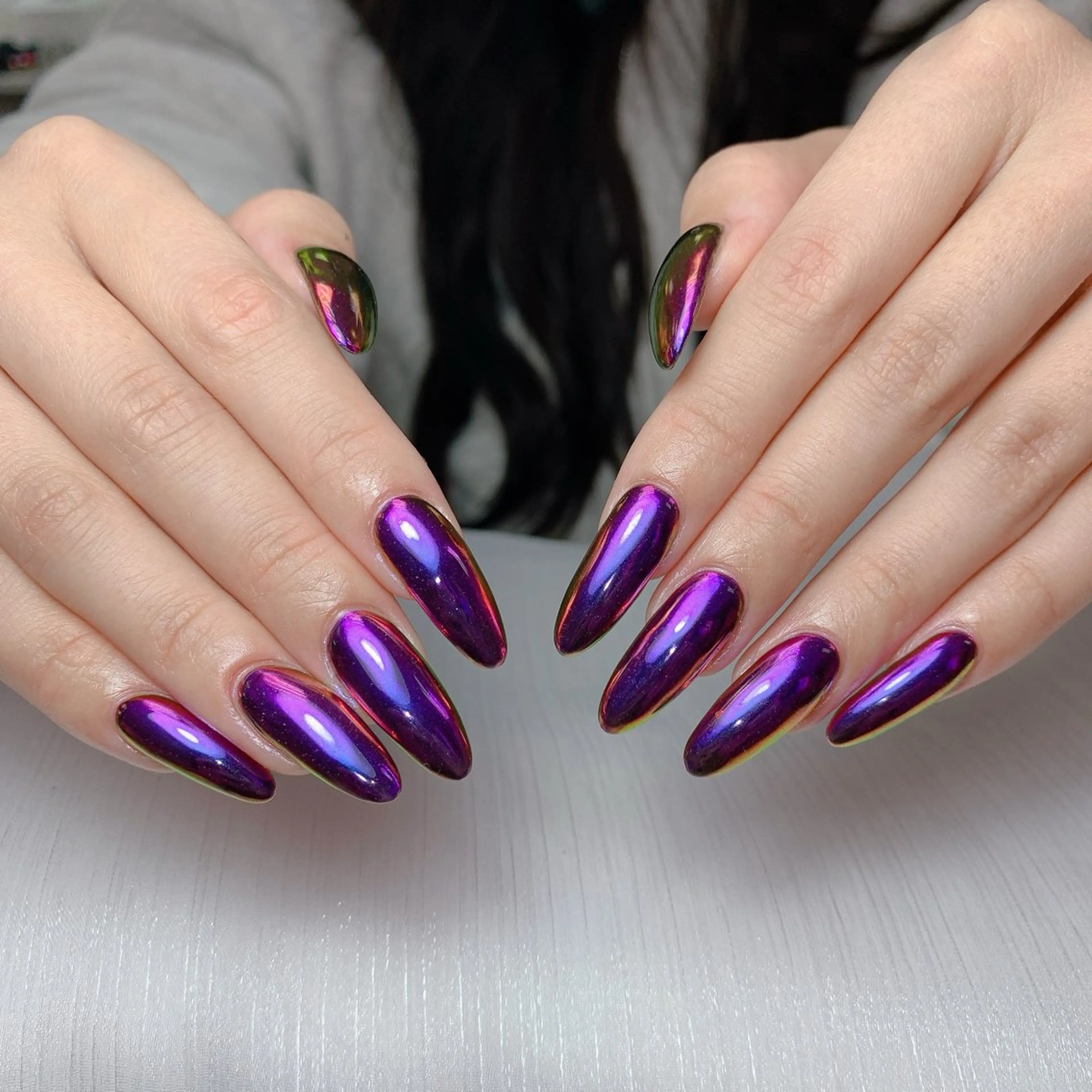 ネイル ボルドー チークネイル キラキラネイル マグネットネイル ニュアンスネイル ハンドネイル MaiBeauty Niのネイルデザイン