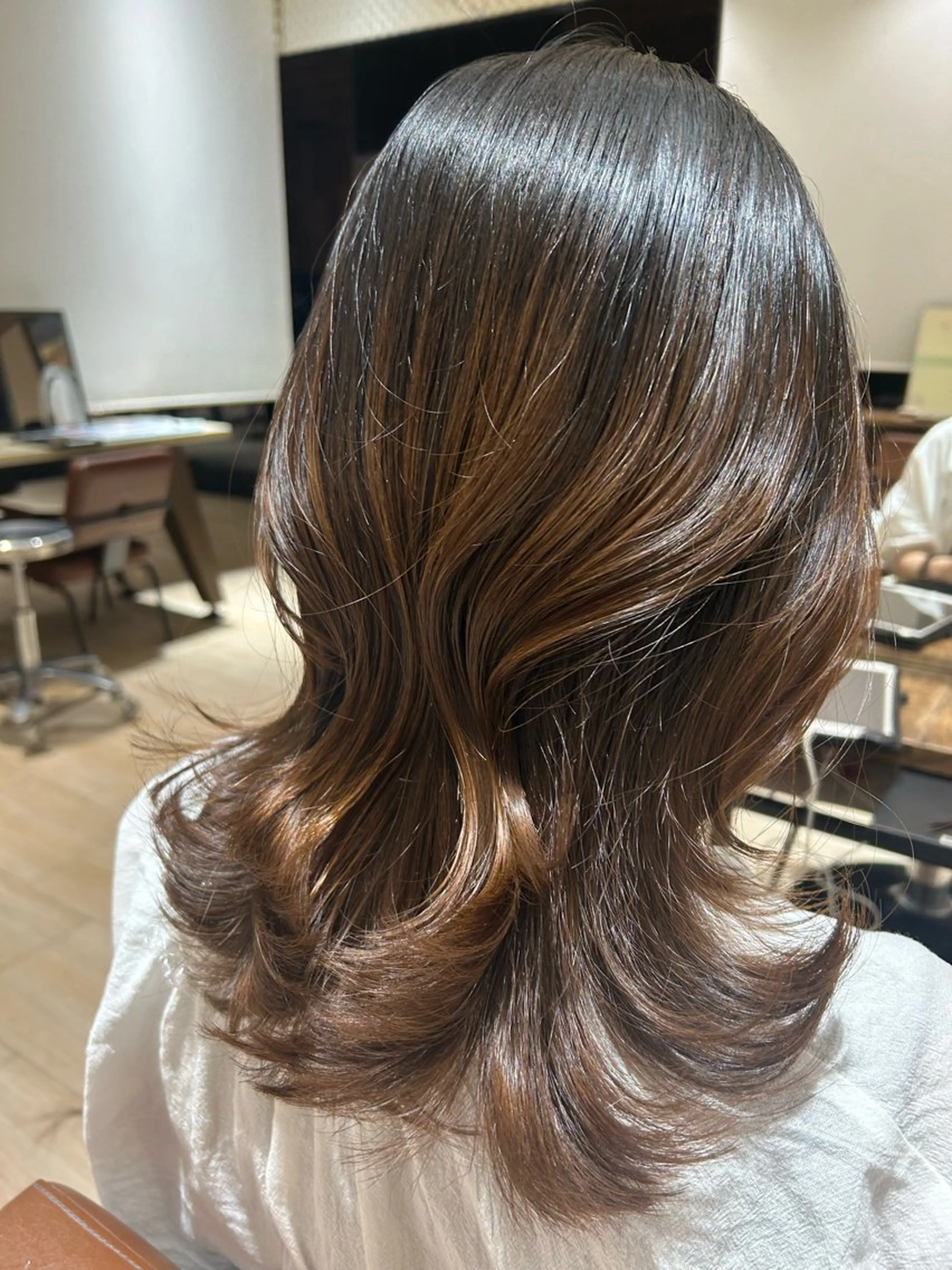 ミディアム 🎀大竹美侑／顔まわ りカット／レイヤーのヘアスタイル