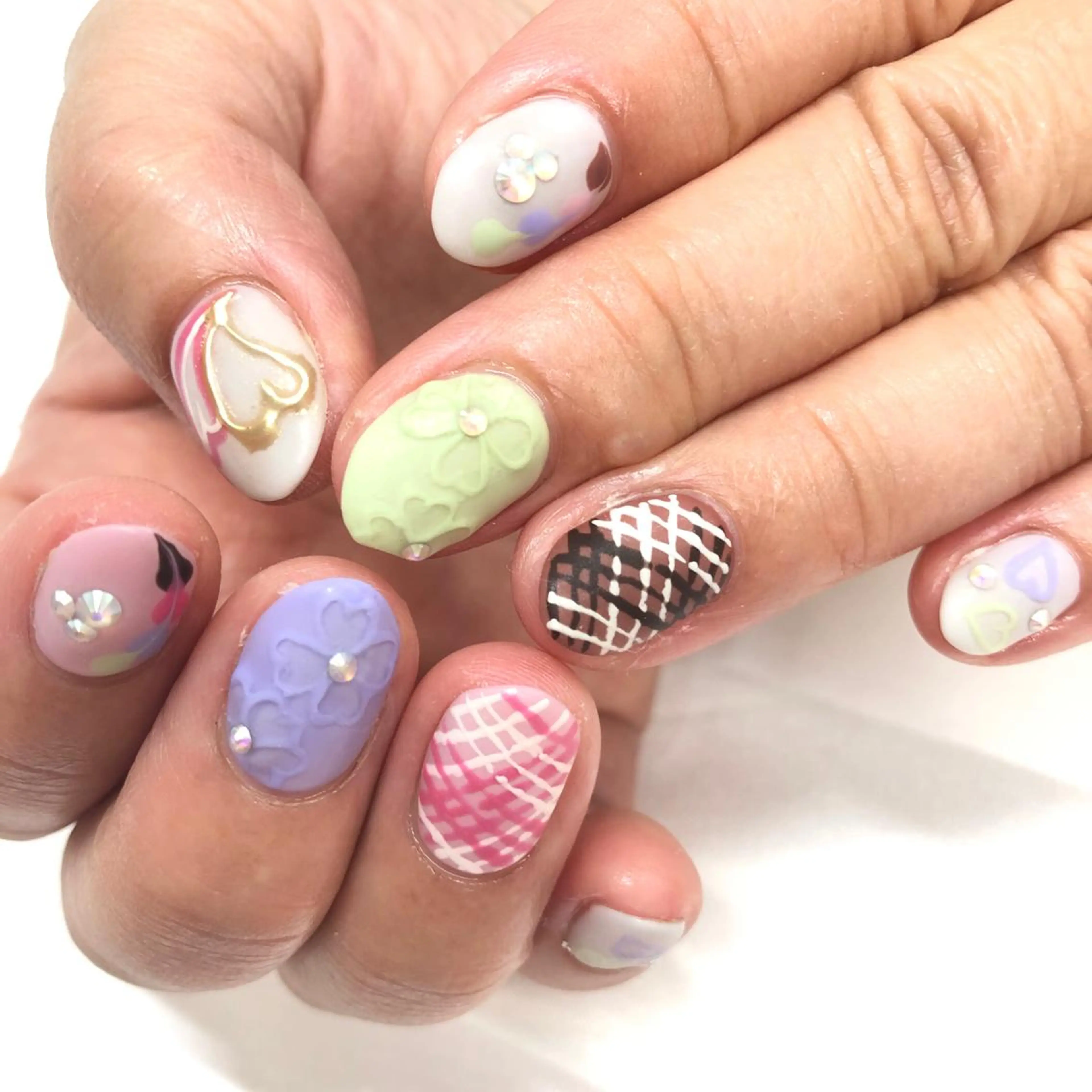 ネイル ユリシスネイル 担当近藤のネイルデザイン