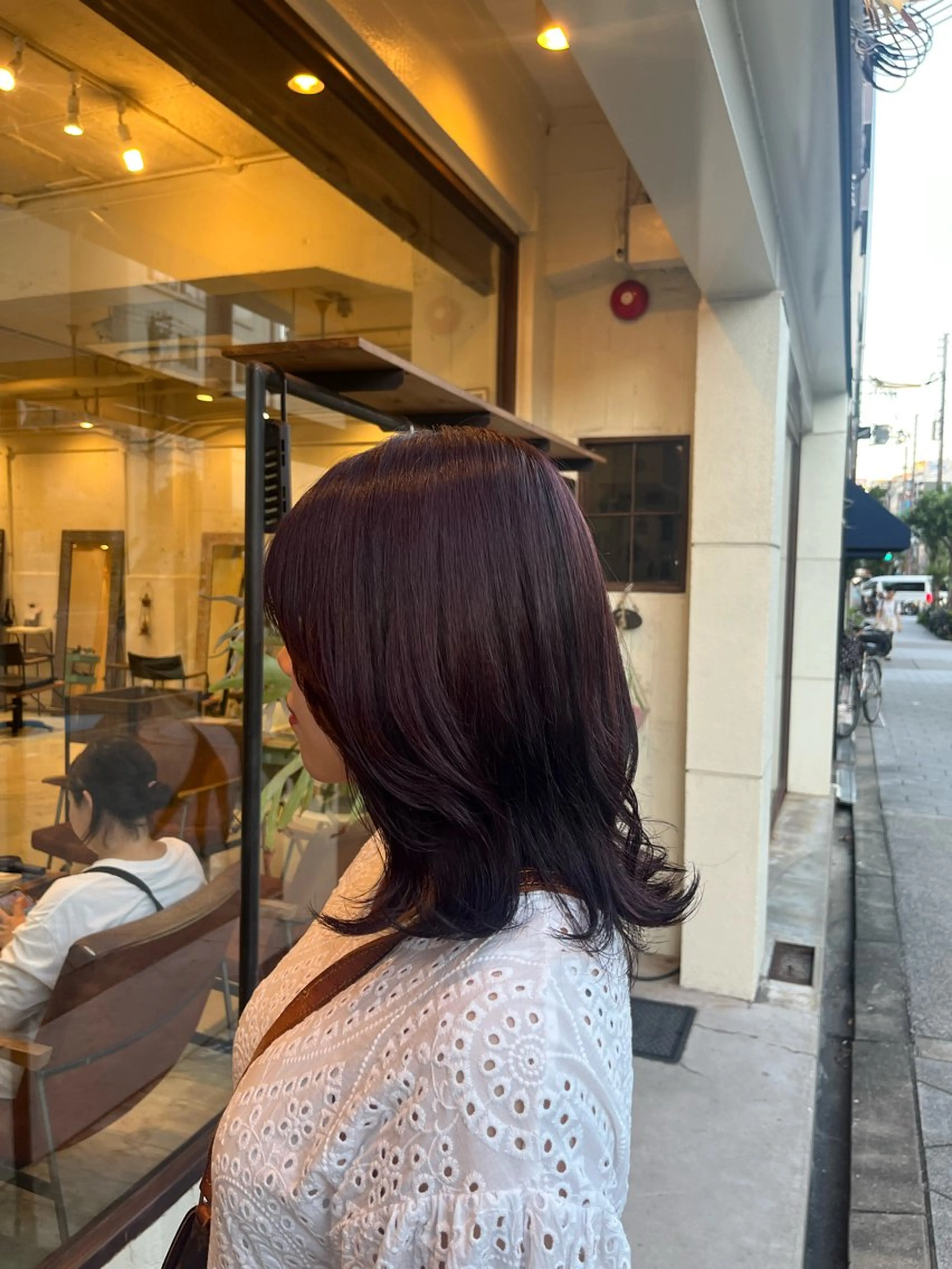 ミディアム カラー レッドカラー 三浦 ふたばのヘアスタイル