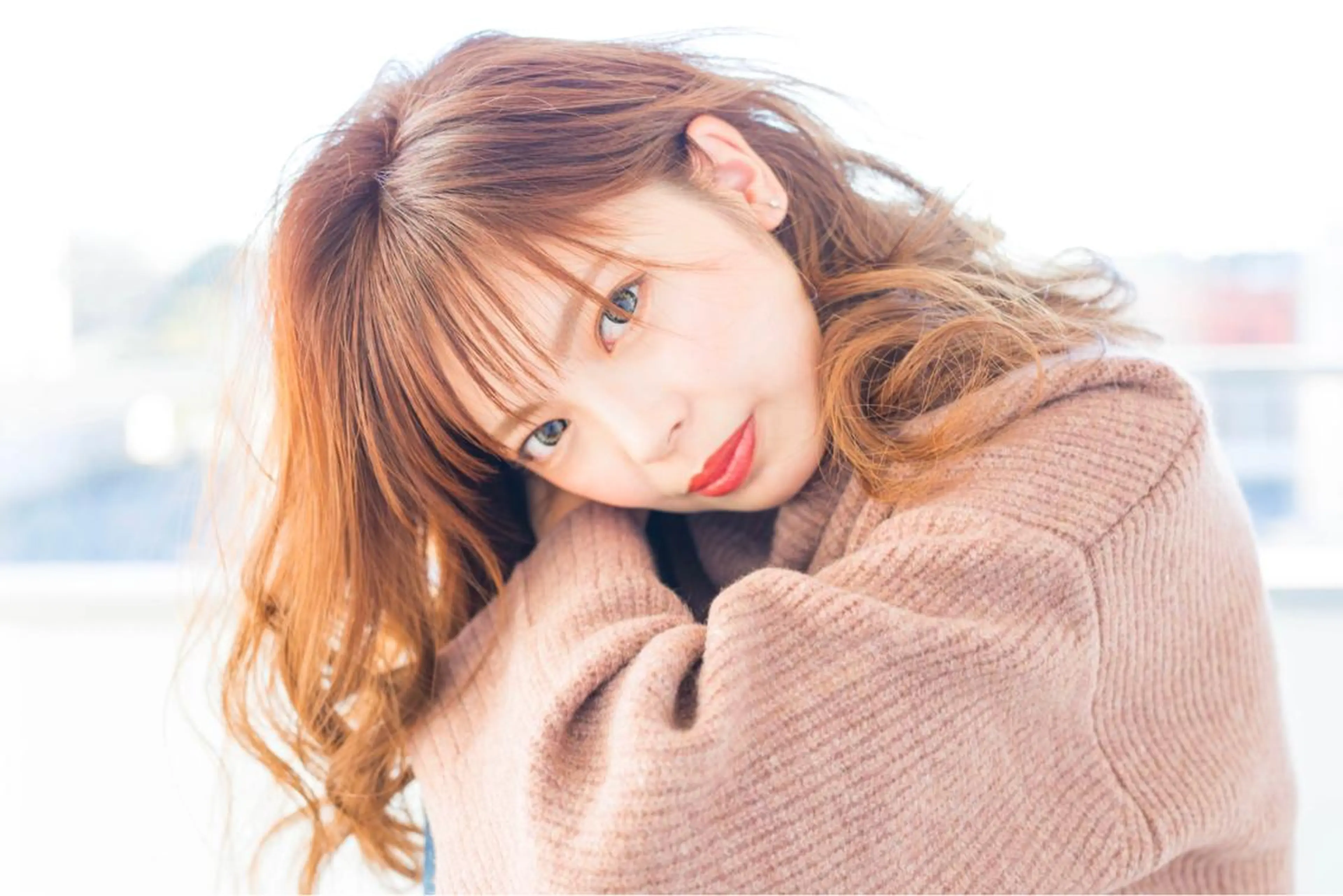 ロング カラー ベージュカラー オレンジ オレンジベージュ レイヤーカット シースルーバング フリーランス【Chill-hus】所属・小野 和摩のヘアスタイル