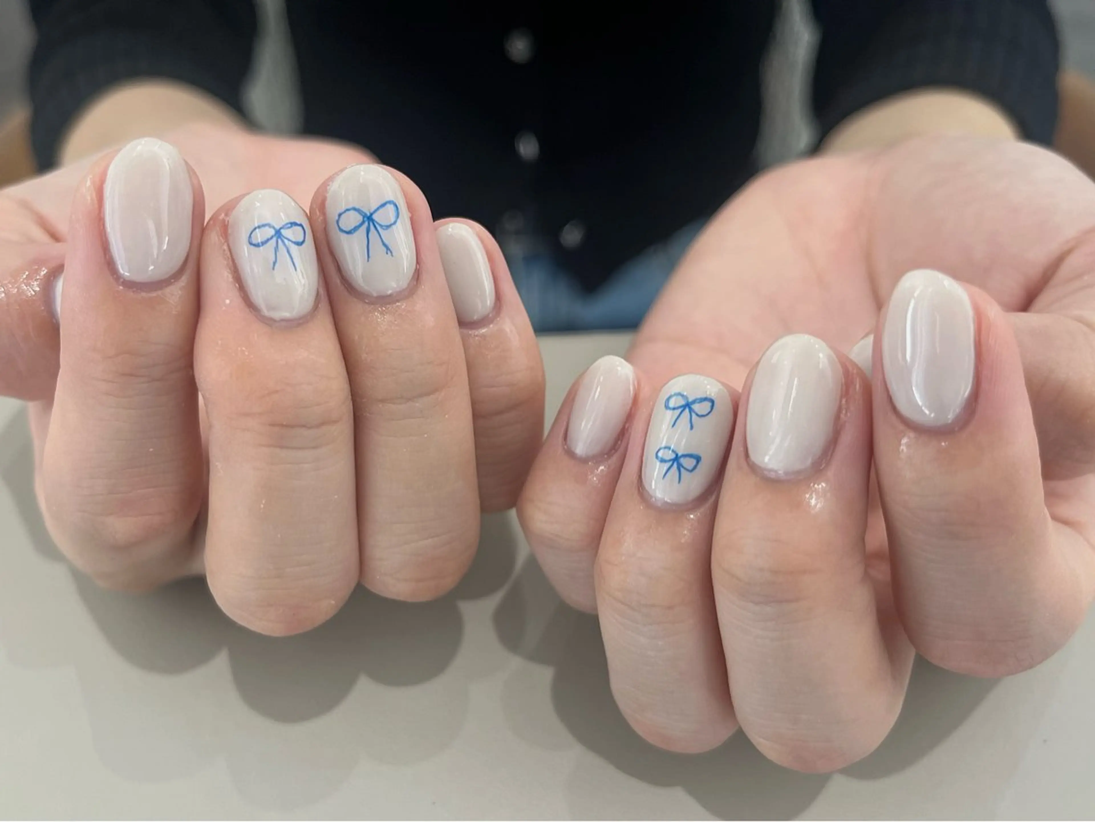 ネイル リボン Yarm As Etelのネイルデザイン