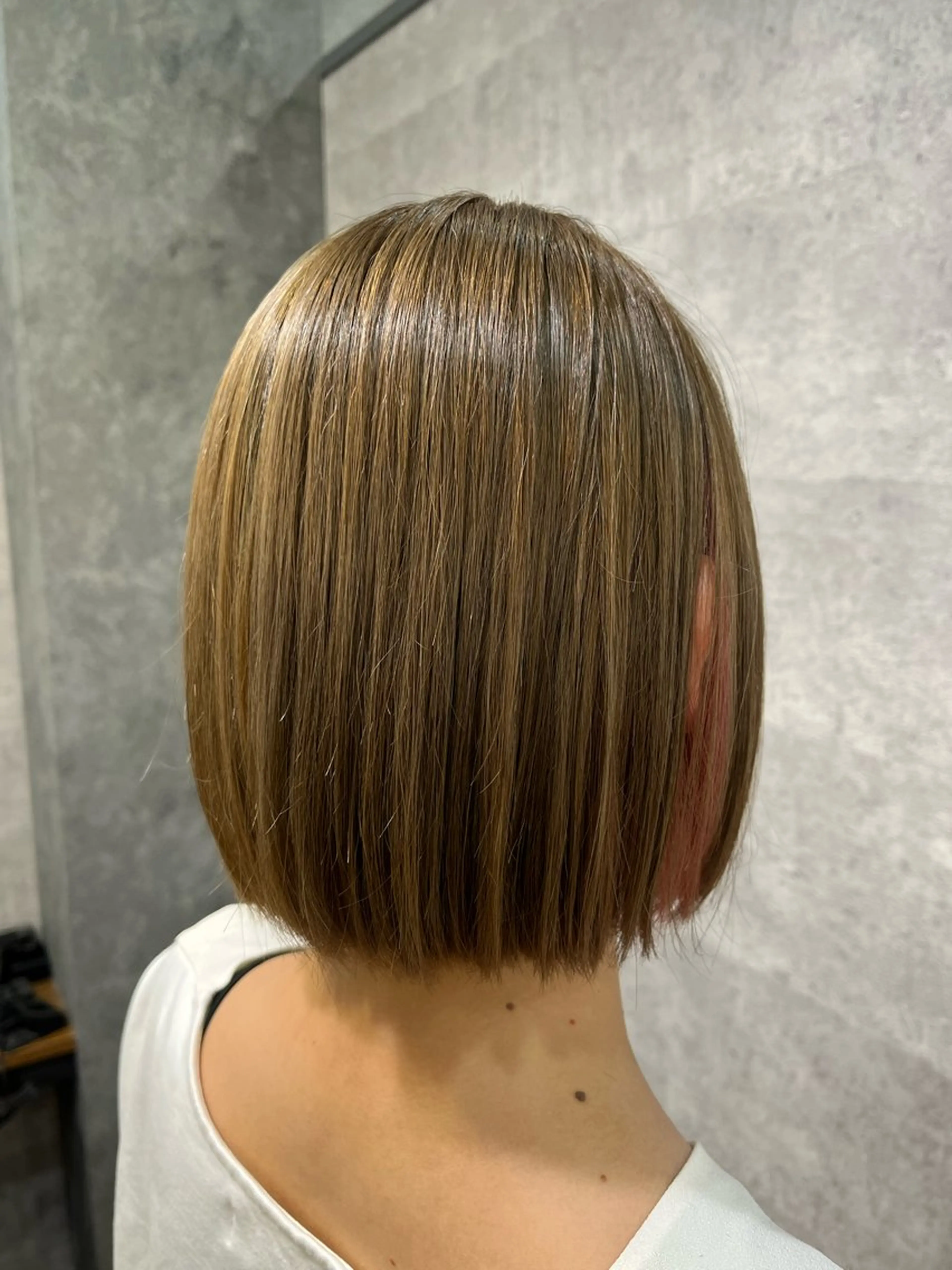 ミディアム 山本 咲貴のヘアスタイル