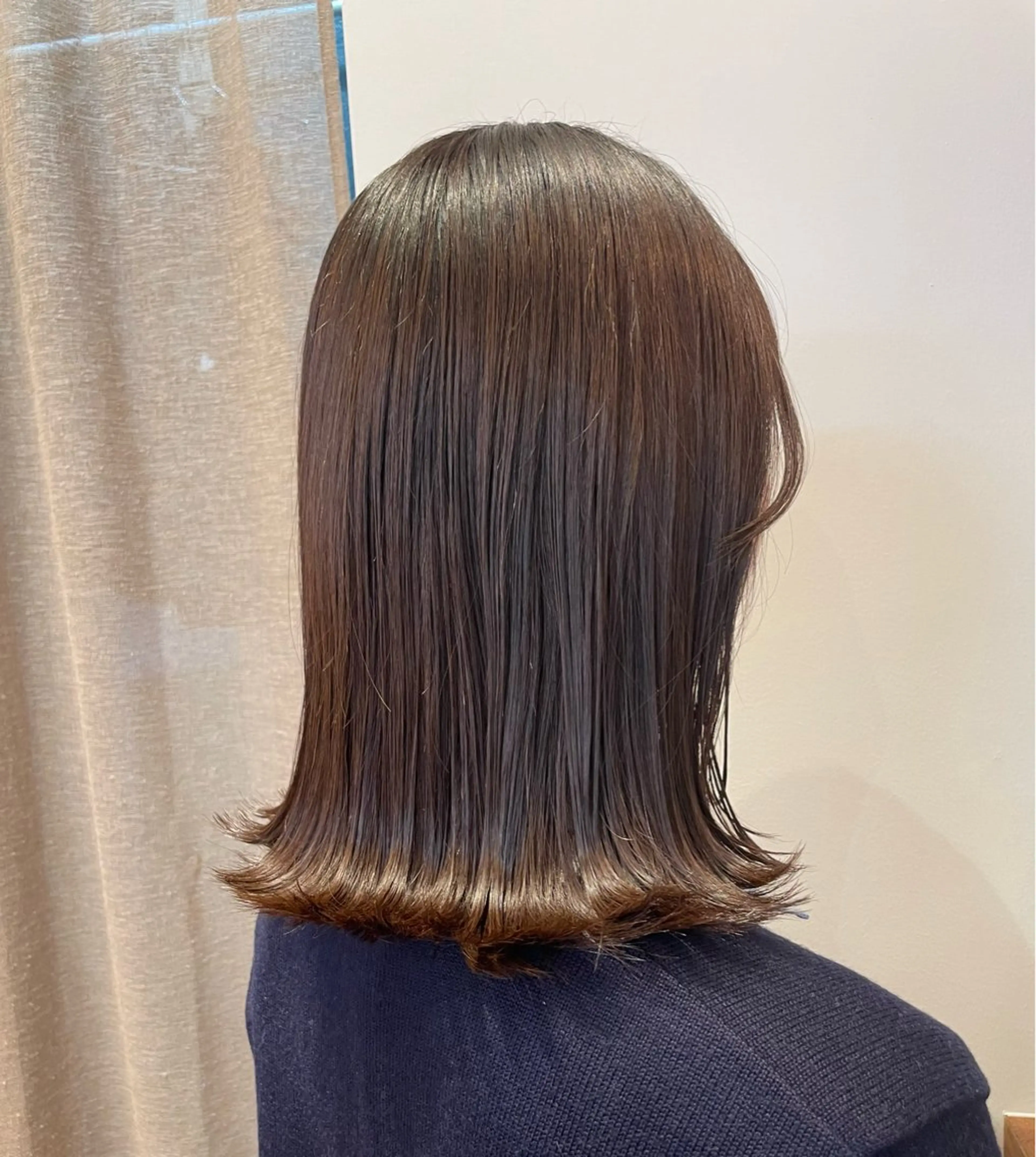 ミディアム 切りっぱなしボブ ボブ 外ハネヘア hygge　元住吉店所属・望月 千絵のヘアスタイル