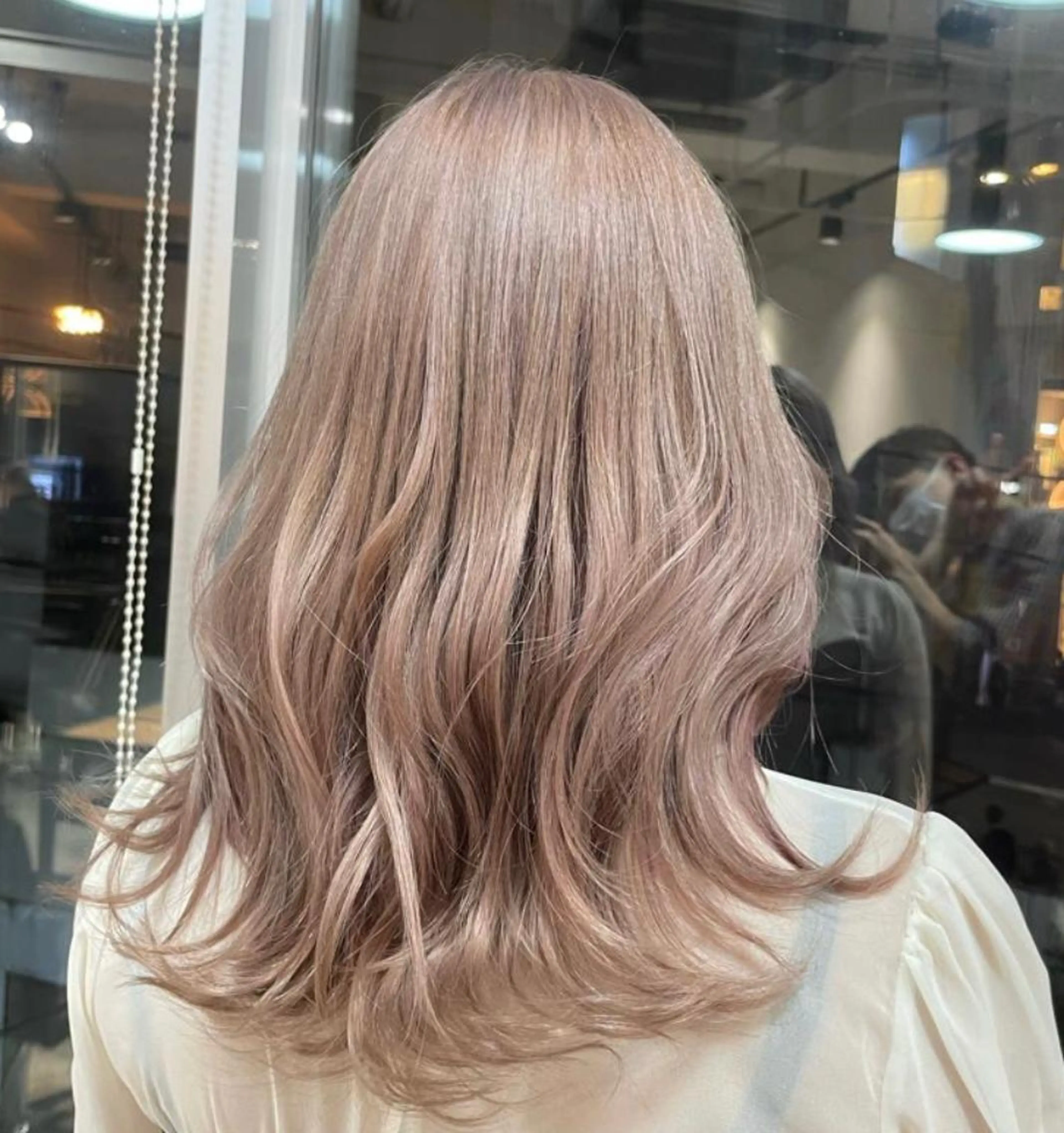 ミディアム カラー ヘアアレンジ ヘアカラー 🌹TikTok４万 ﾌｫﾛﾜｰ🌹AKIのヘアスタイル