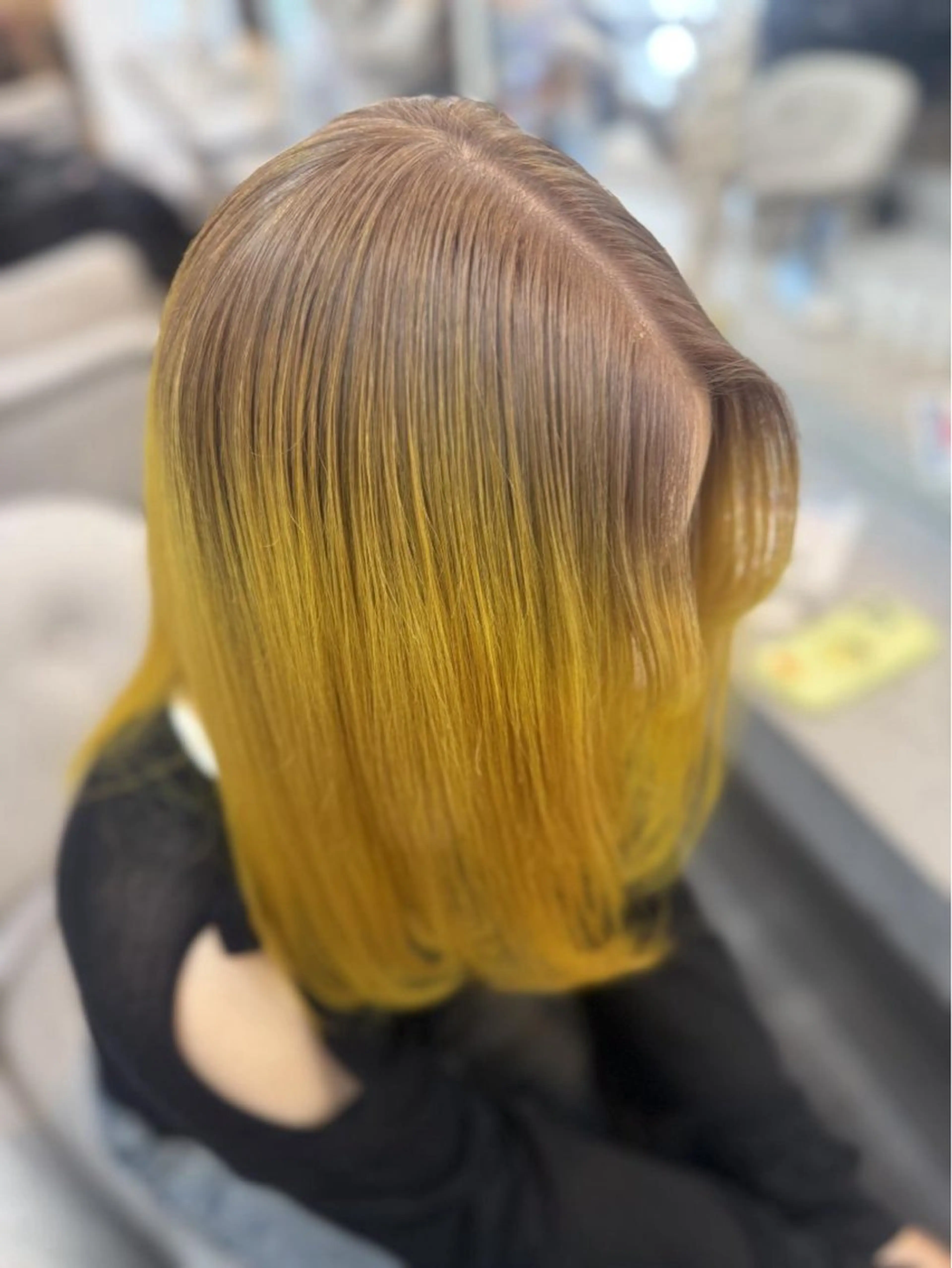 セミロング カラー ヘアカラー Maho ブリーチモデル募集中のヘアスタイル