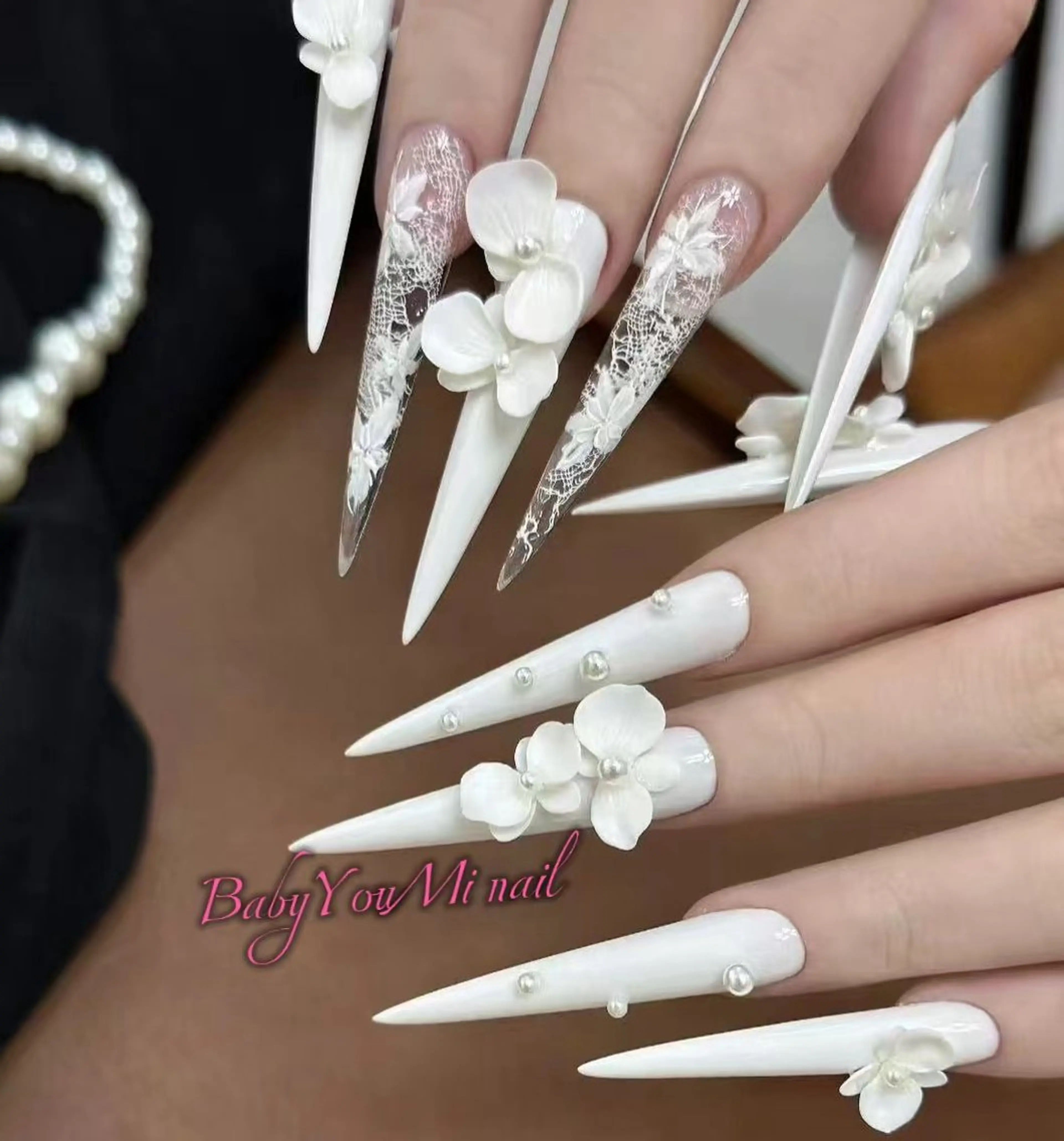 ネイル オーロラネイル フラワーネイル フットネイル フレンチネイル ジェルネイル ハンドネイル BabyYouMi nailのネイルデザイン