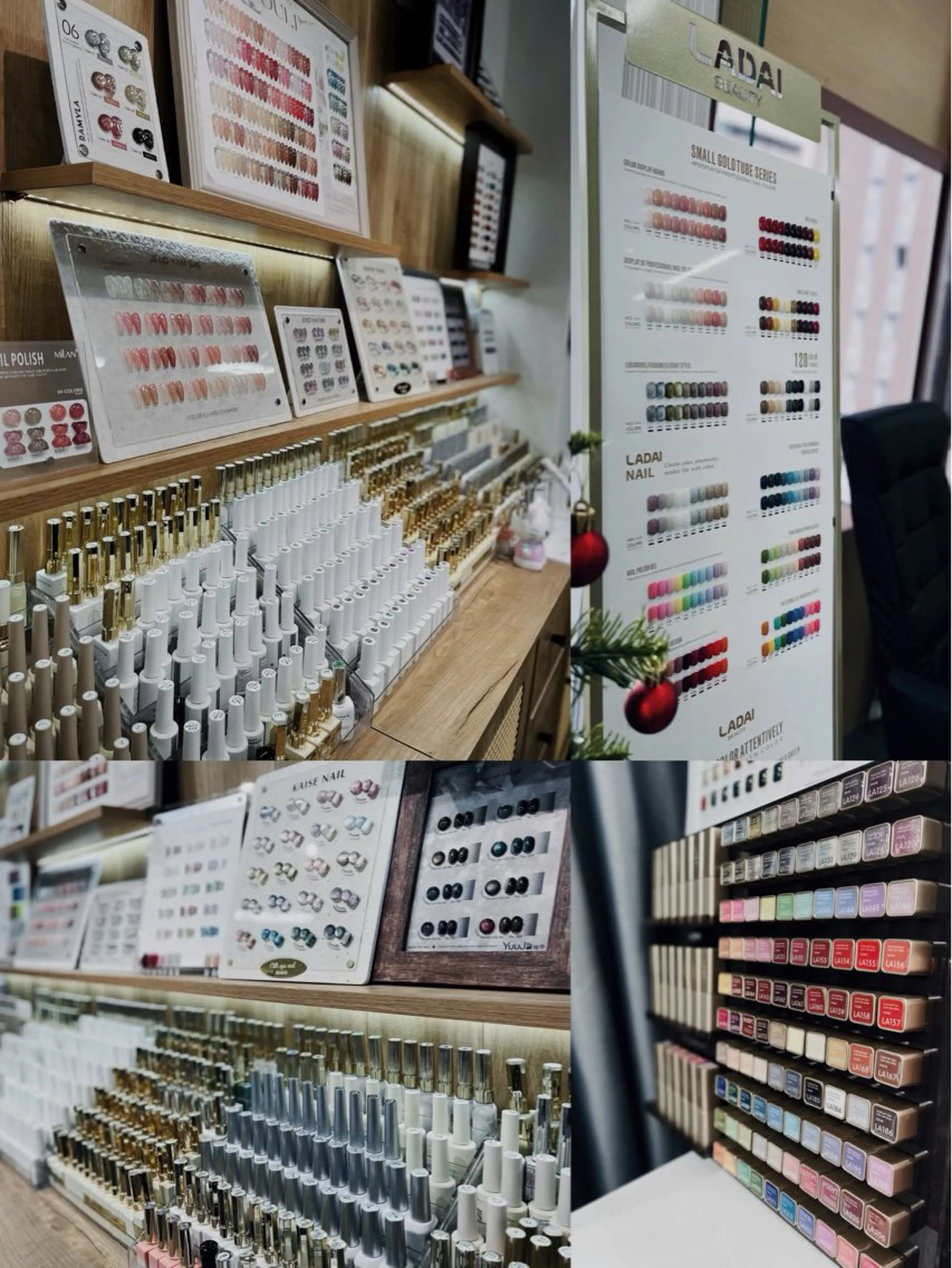 ネイル オーロラネイル ブルー チークネイル フットネイル フレンチネイル YURI Nail Narita所属・YURI Nail NARITAのネイルデザイン