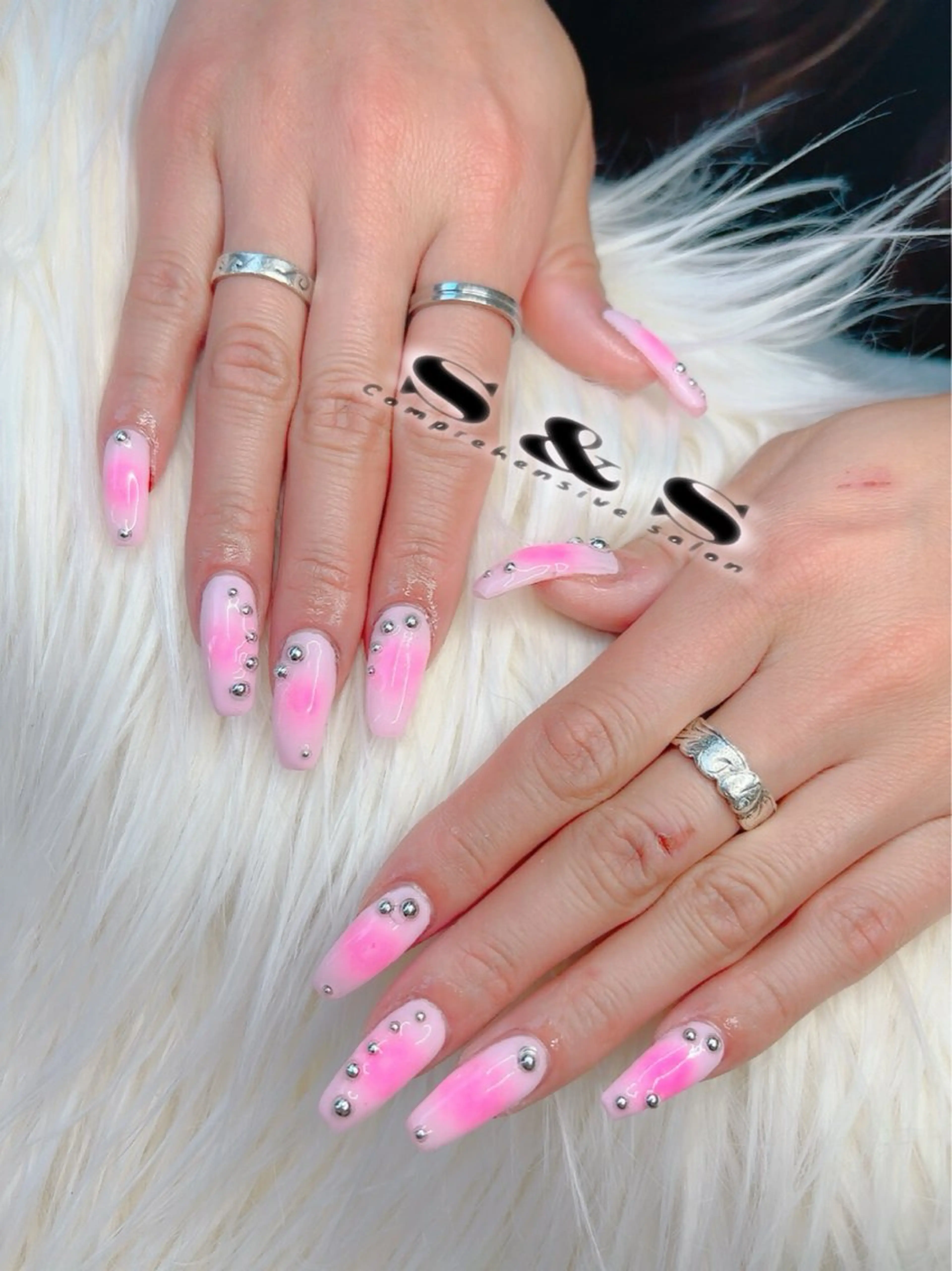 ネイル チークネイル 長さ出し メンズネイル 持ち込み S&S 村田小百合のネイルデザイン