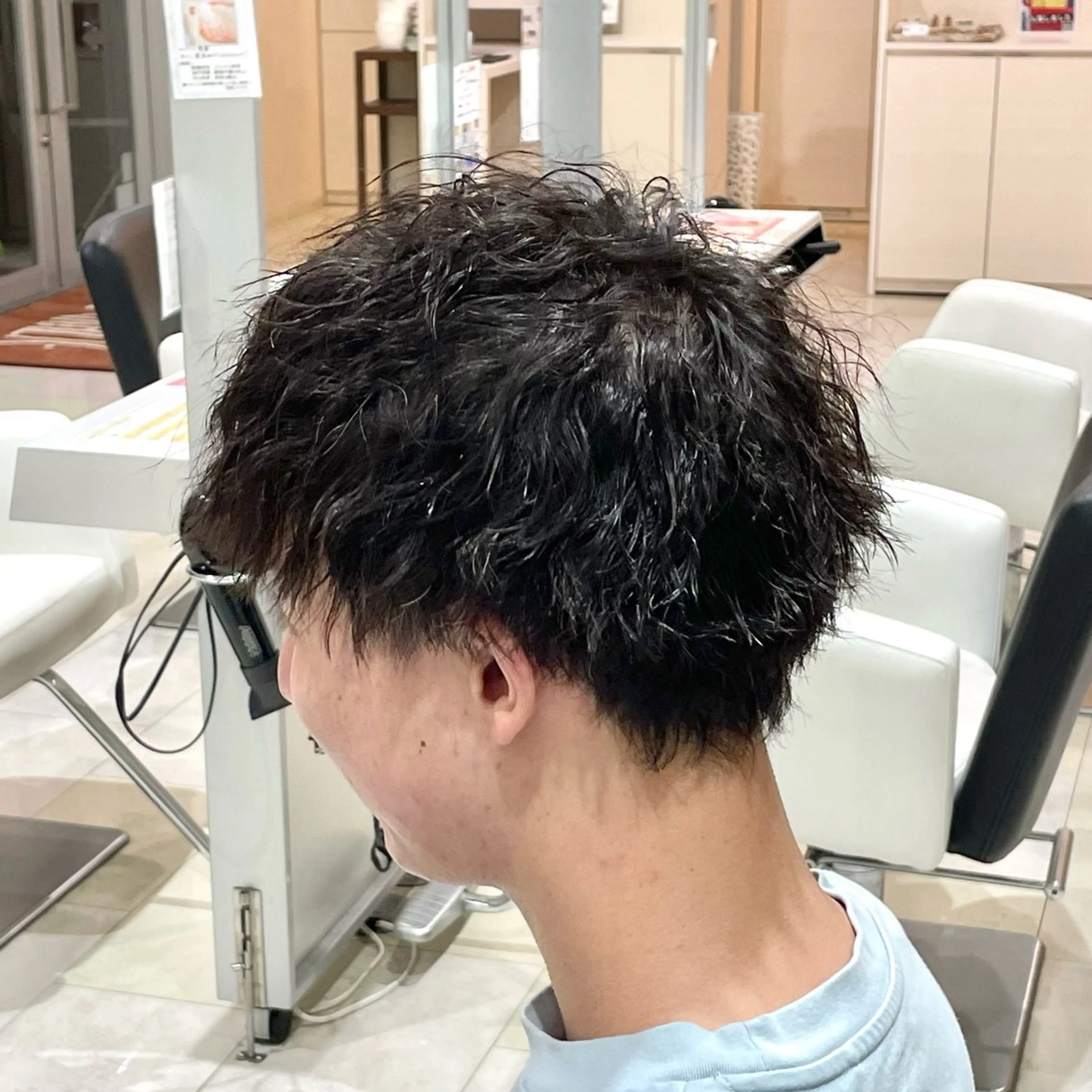 ショート パーマ メンズ カット パーマ GRAZIE due所属・メンズ特化美容師 / 篠谷祐輝のヘアスタイル