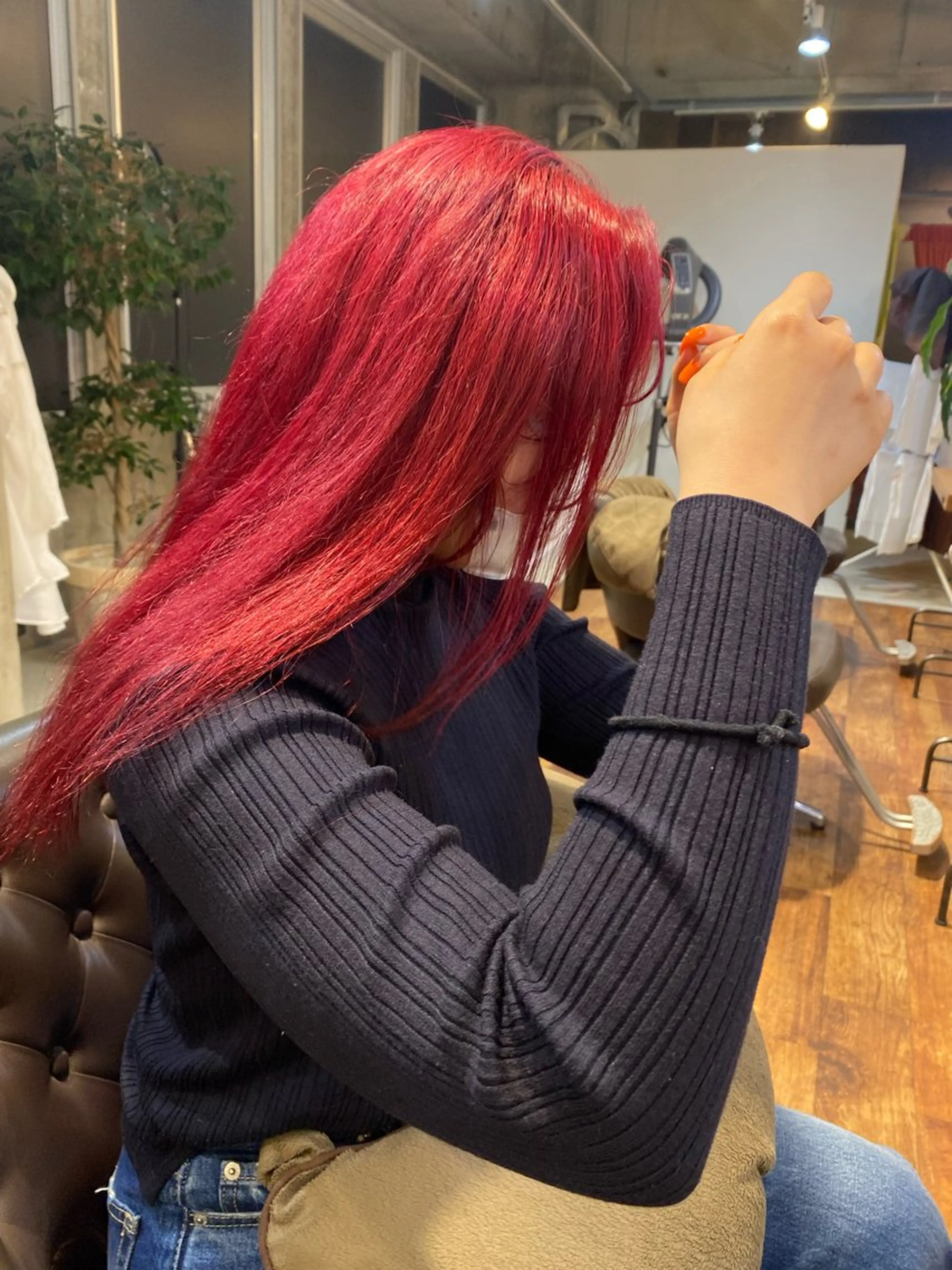 セミロング カラー ヘアカラー ロカリタ キョウト所属・山形 梨沙のヘアスタイル