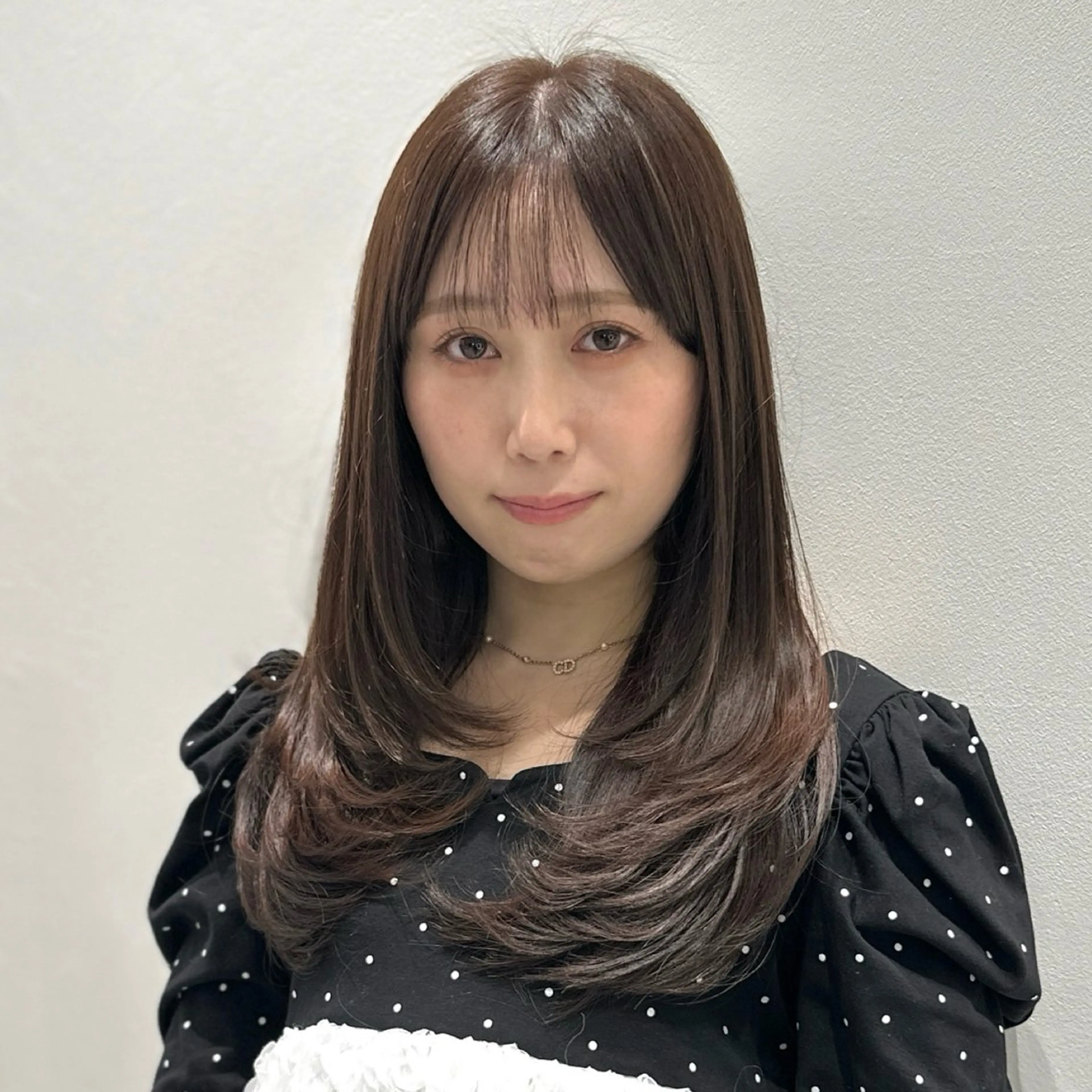 ロング カラー ブラウンカラー 透明感カラー モカブラウン レイヤーカット レイヤー/グレージュ メンズパーマのヘアスタイル