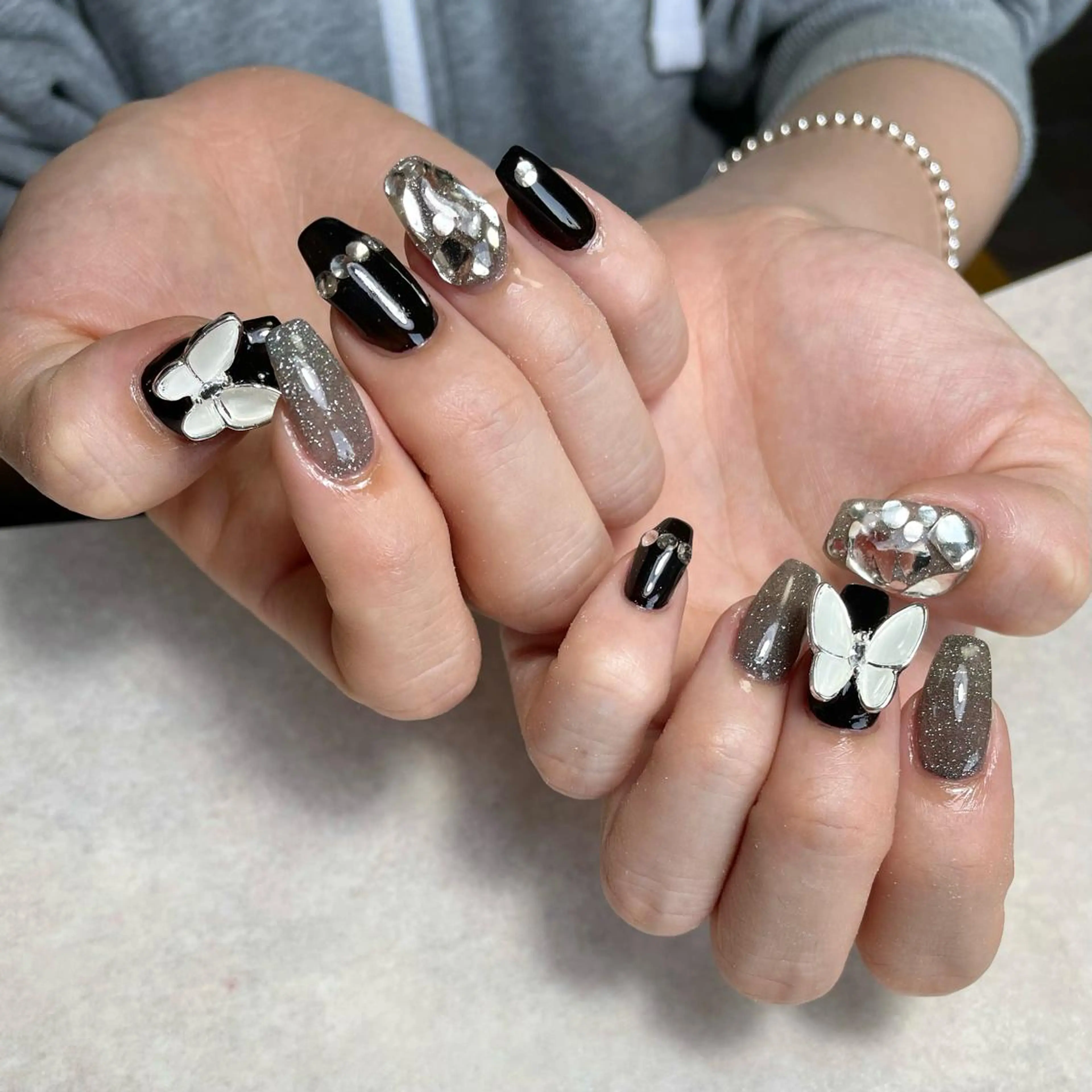 ネイル ハンドネイル arc nail salon所属・arc nail KARINのネイルデザイン