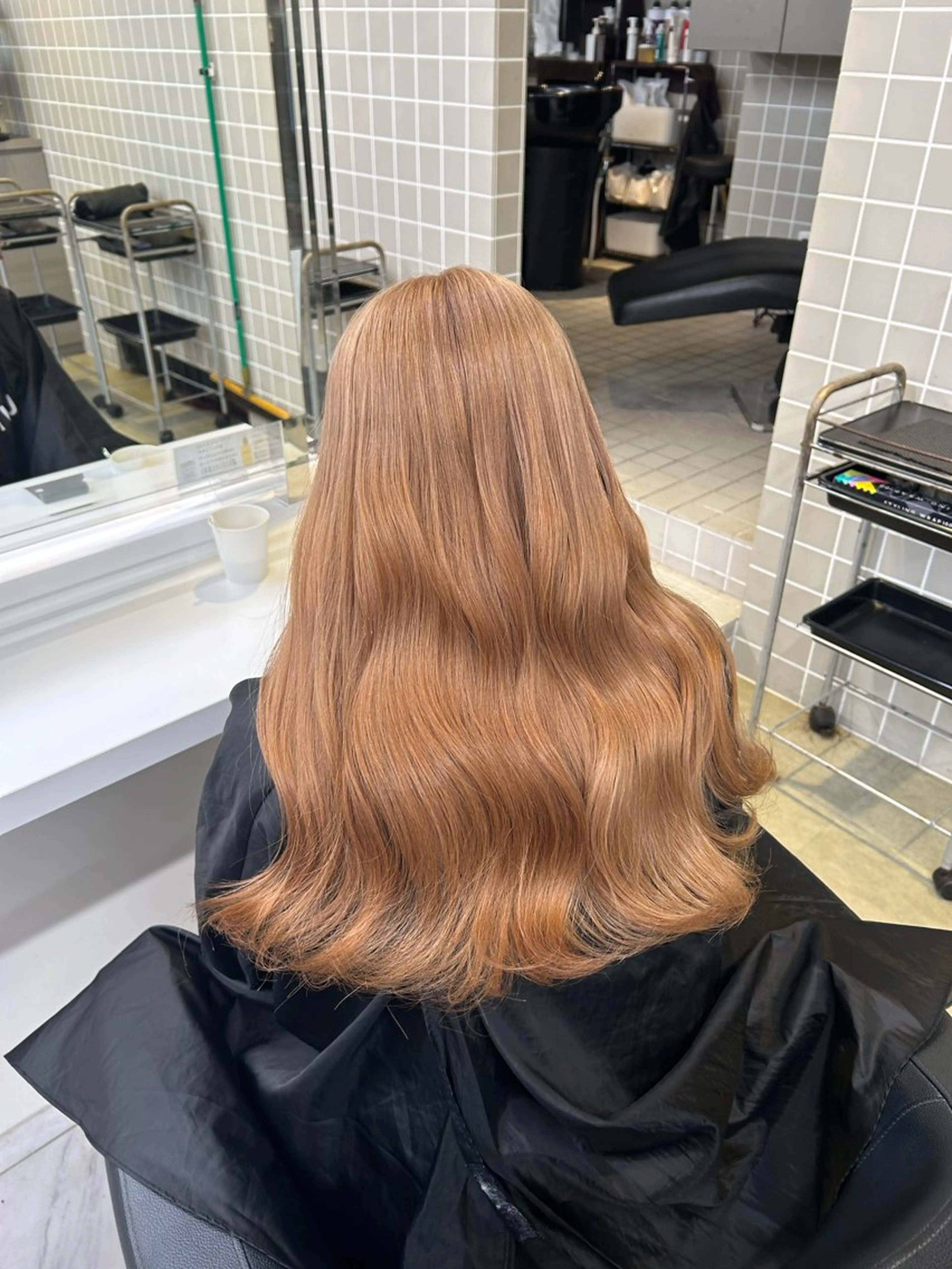 セミロング カラー ヘアアレンジ ベージュカラー ヘアカラー トリートメント ヘッドスパ ヘアセット 💎韓国/ レイヤー カット/ 暖色🫧のヘアスタイル