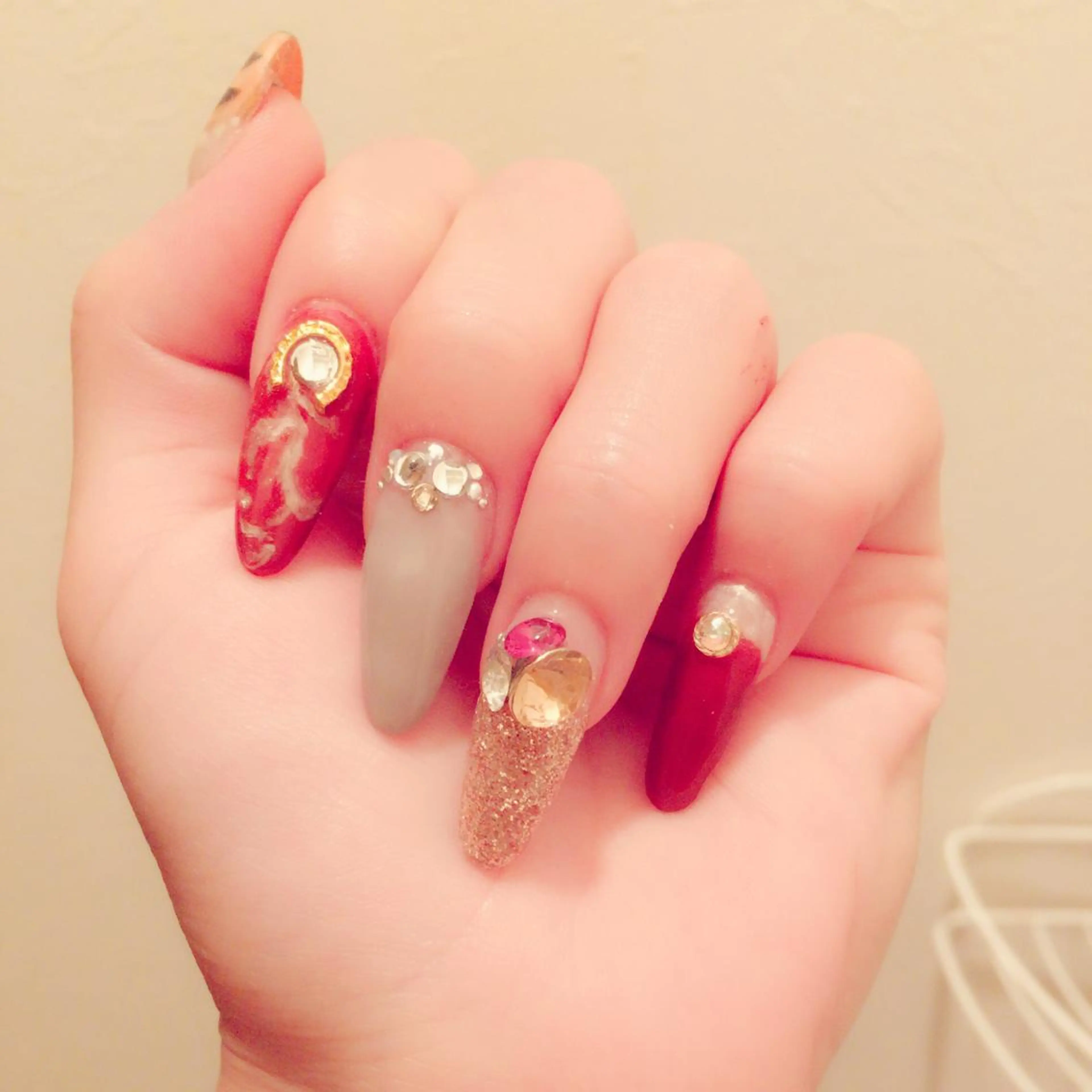 ネイル スカルプネイル ストーンネイル 藤 あやのネイルデザイン