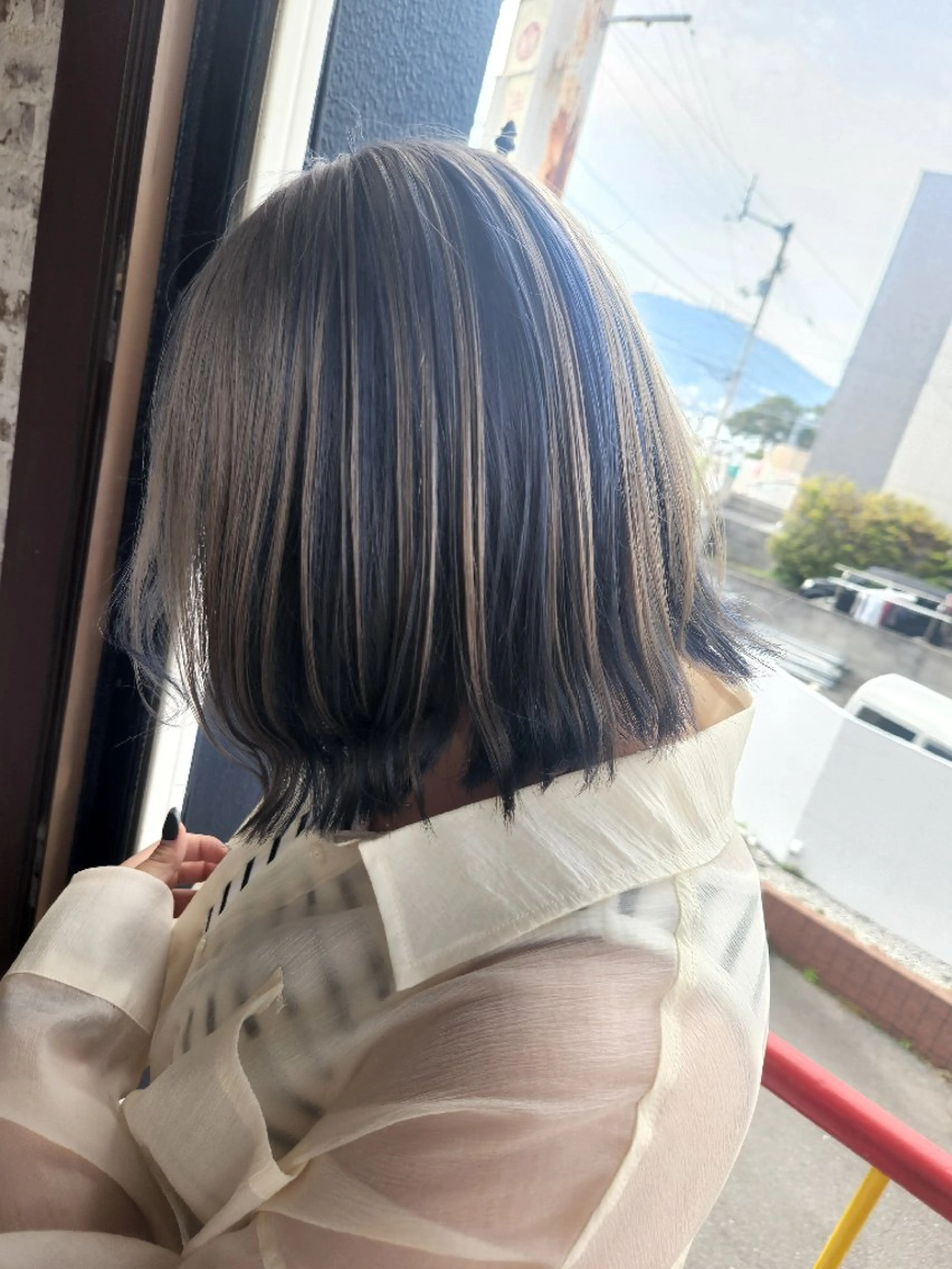 ミディアム カラー 近藤 那果のヘアスタイル