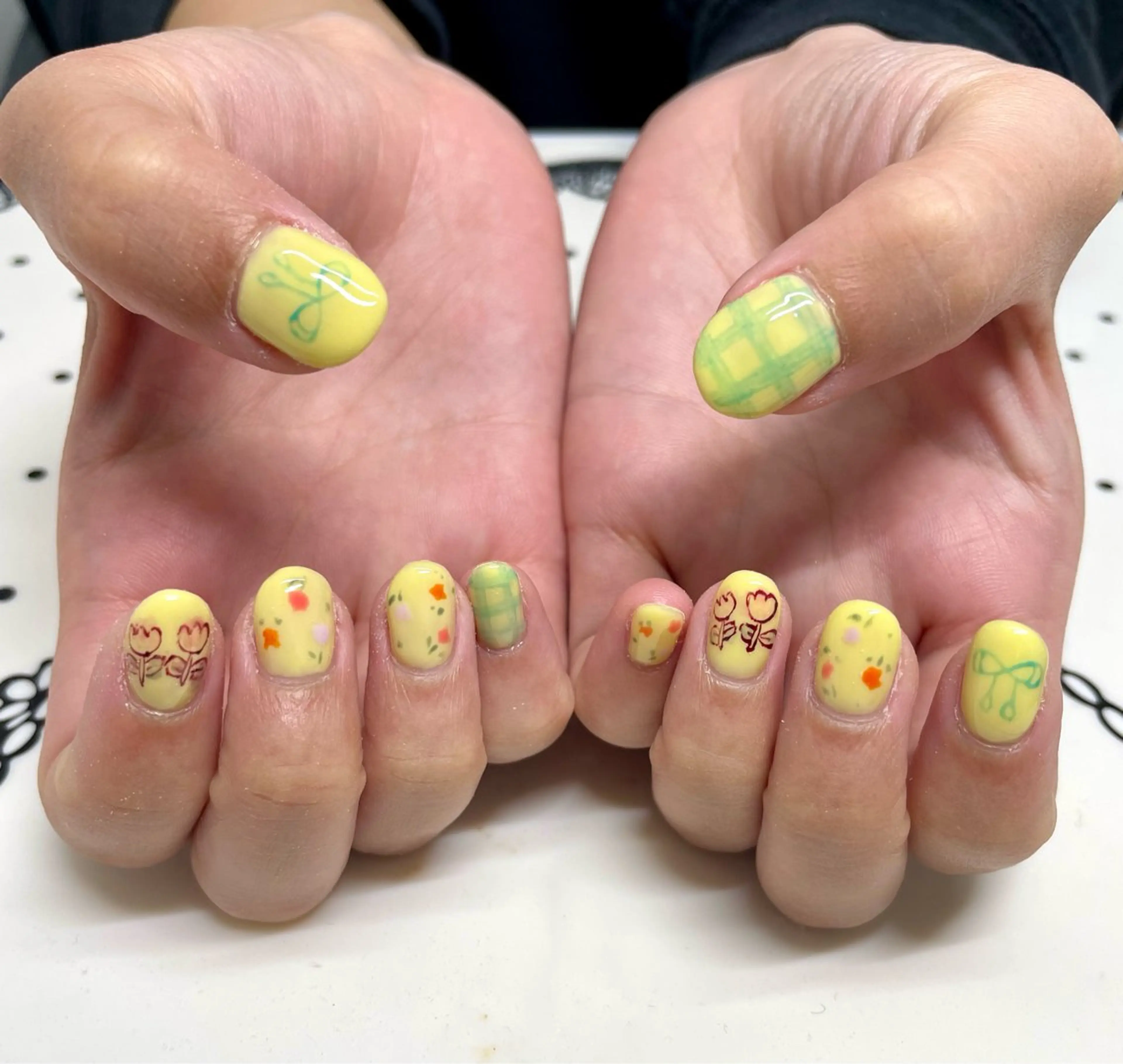 ネイル ハンドネイル nailsalon sugarr所属・nailist cocoのネイルデザイン