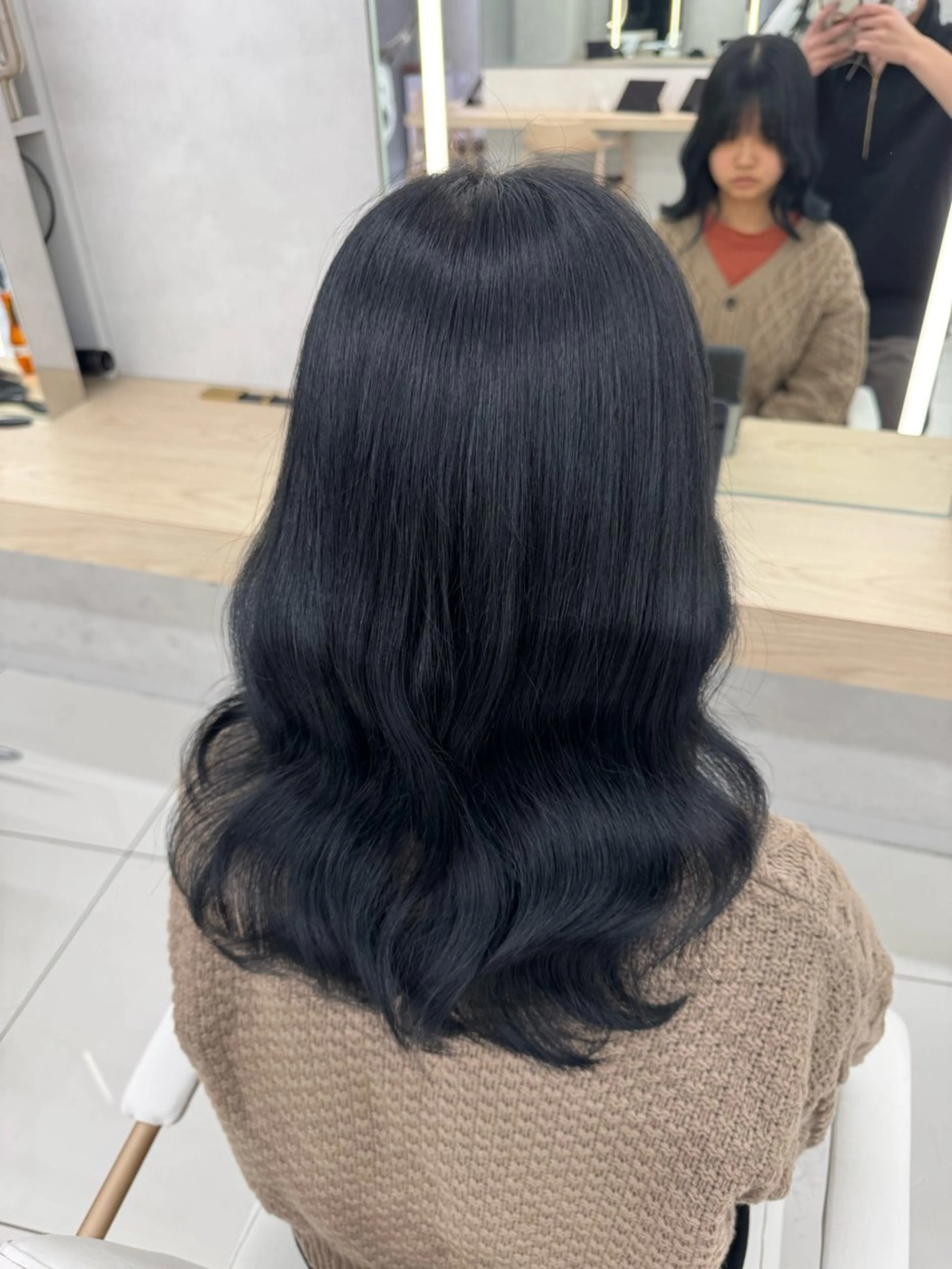 セミロング ヘアカラー 顔まわりカット/ カラー/西野和裕のヘアスタイル