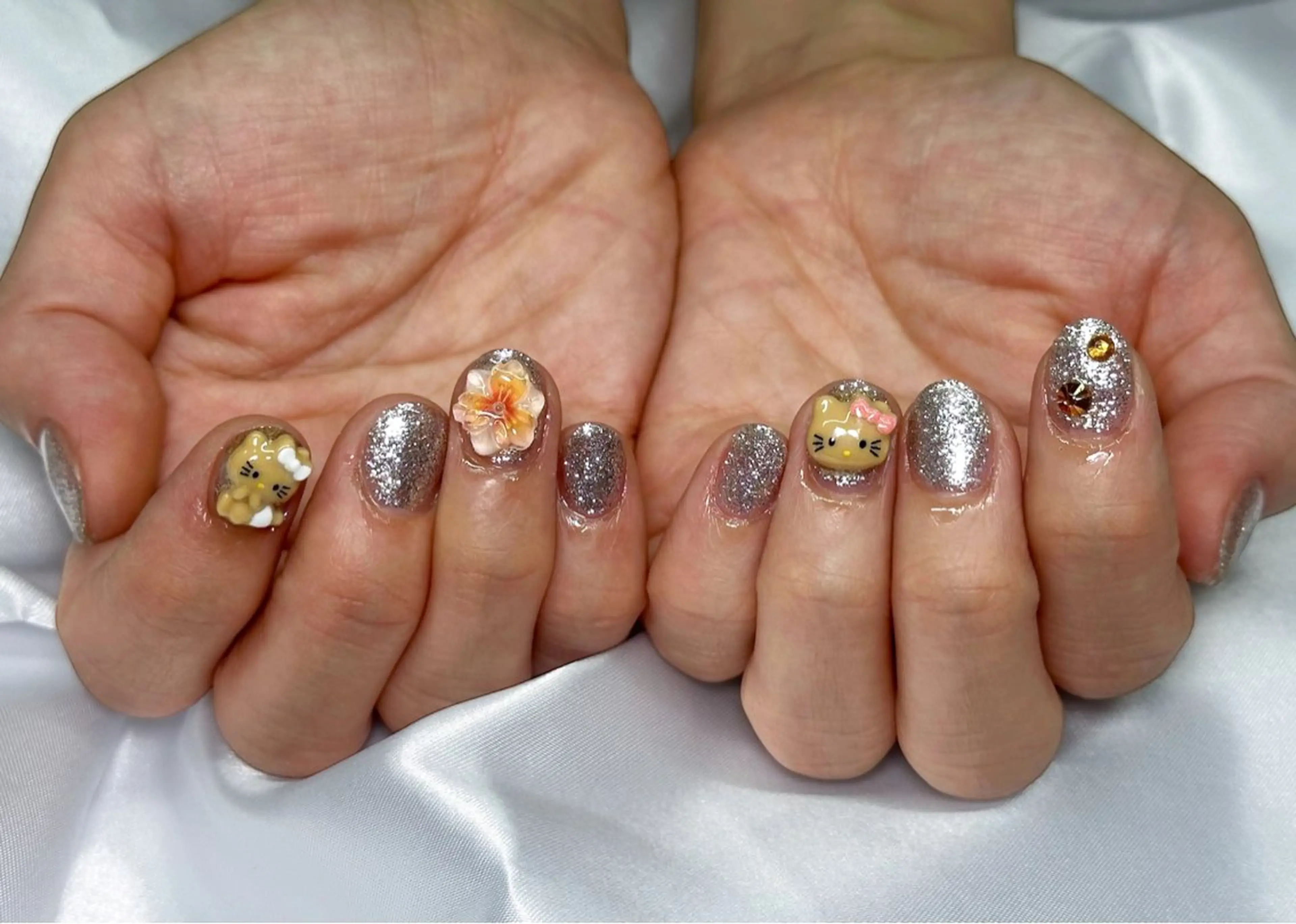 ネイル Reve府中町ネイル &カラー診断のネイルデザイン