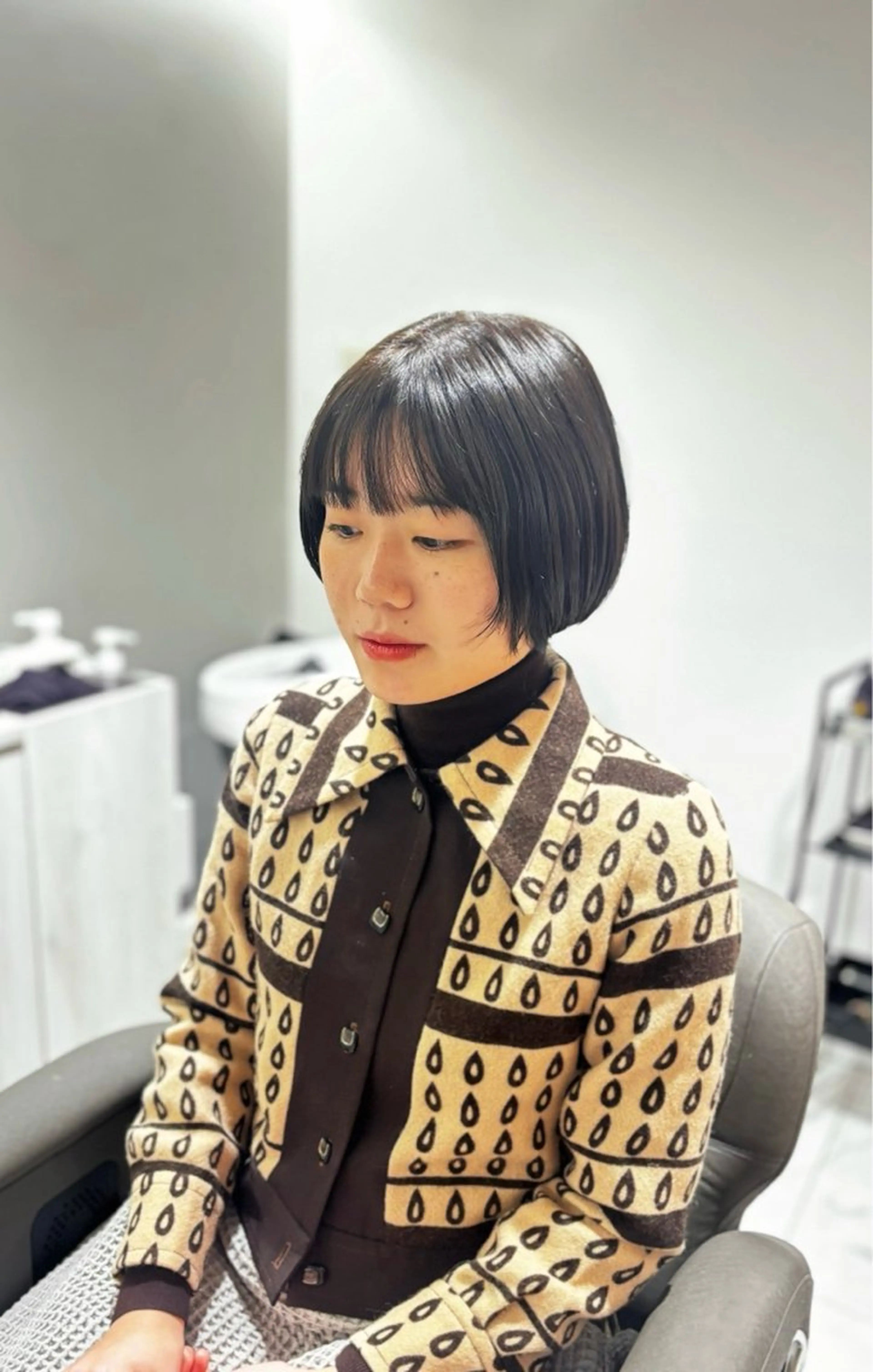 ショート ボブ カット ヘアカラー 白土 さくらのヘアスタイル