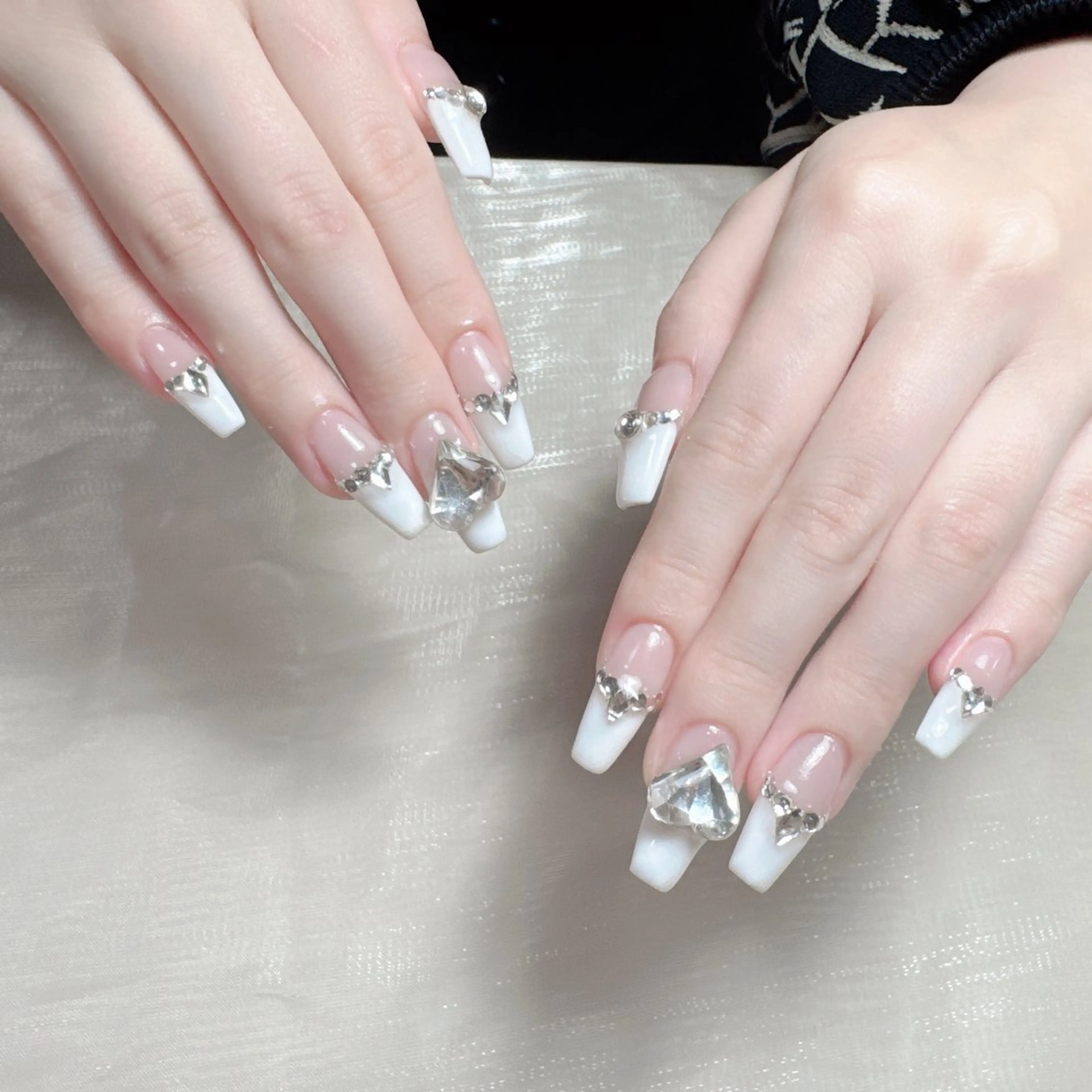 ネイル L.Nail所属・L.nail 【エル.ネイル】のネイルデザイン