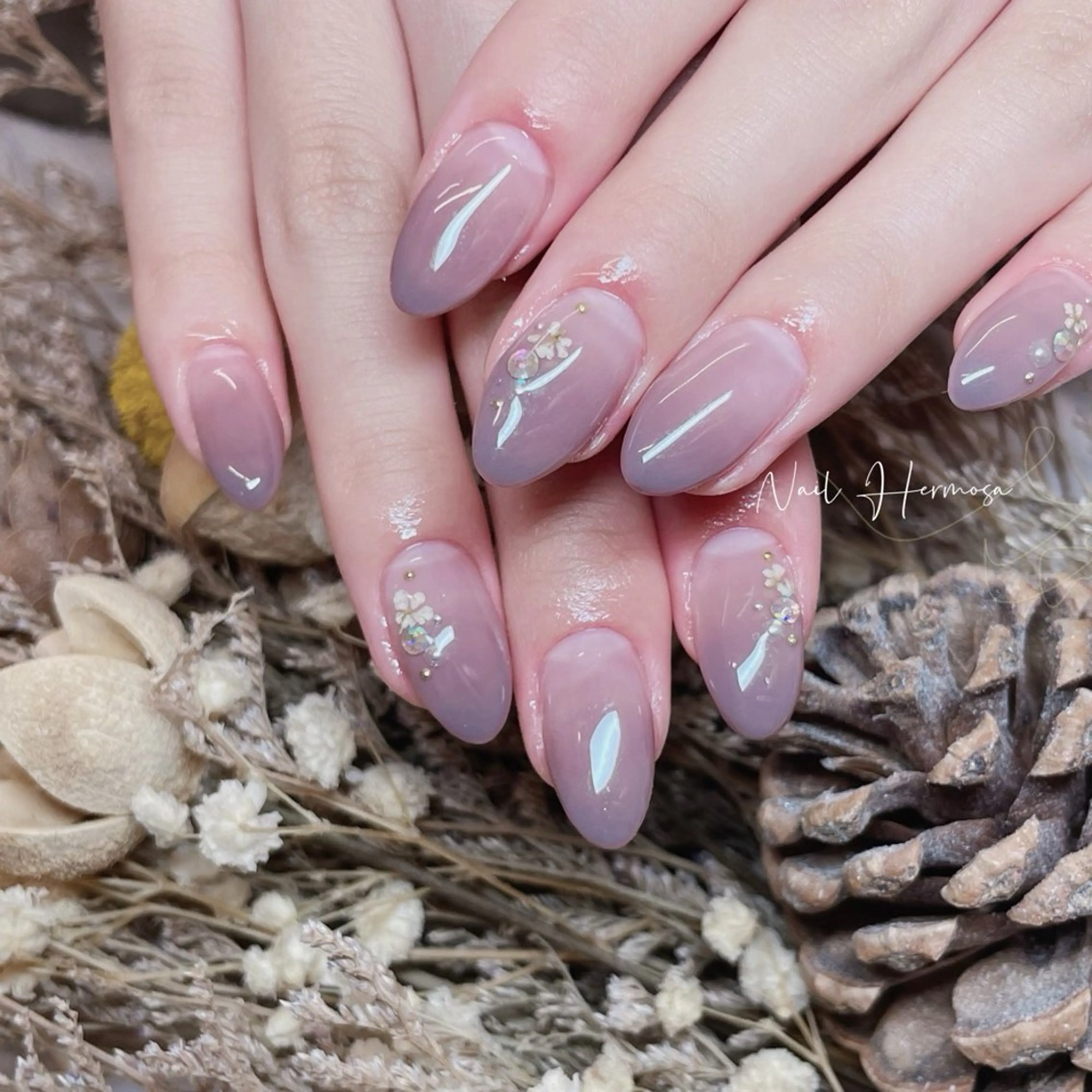 ネイル 長さ出し フラッシュネイル フットネイル ジェルネイル マグネットネイル ハンドネイル エルモサ YURIKAのネイルデザイン