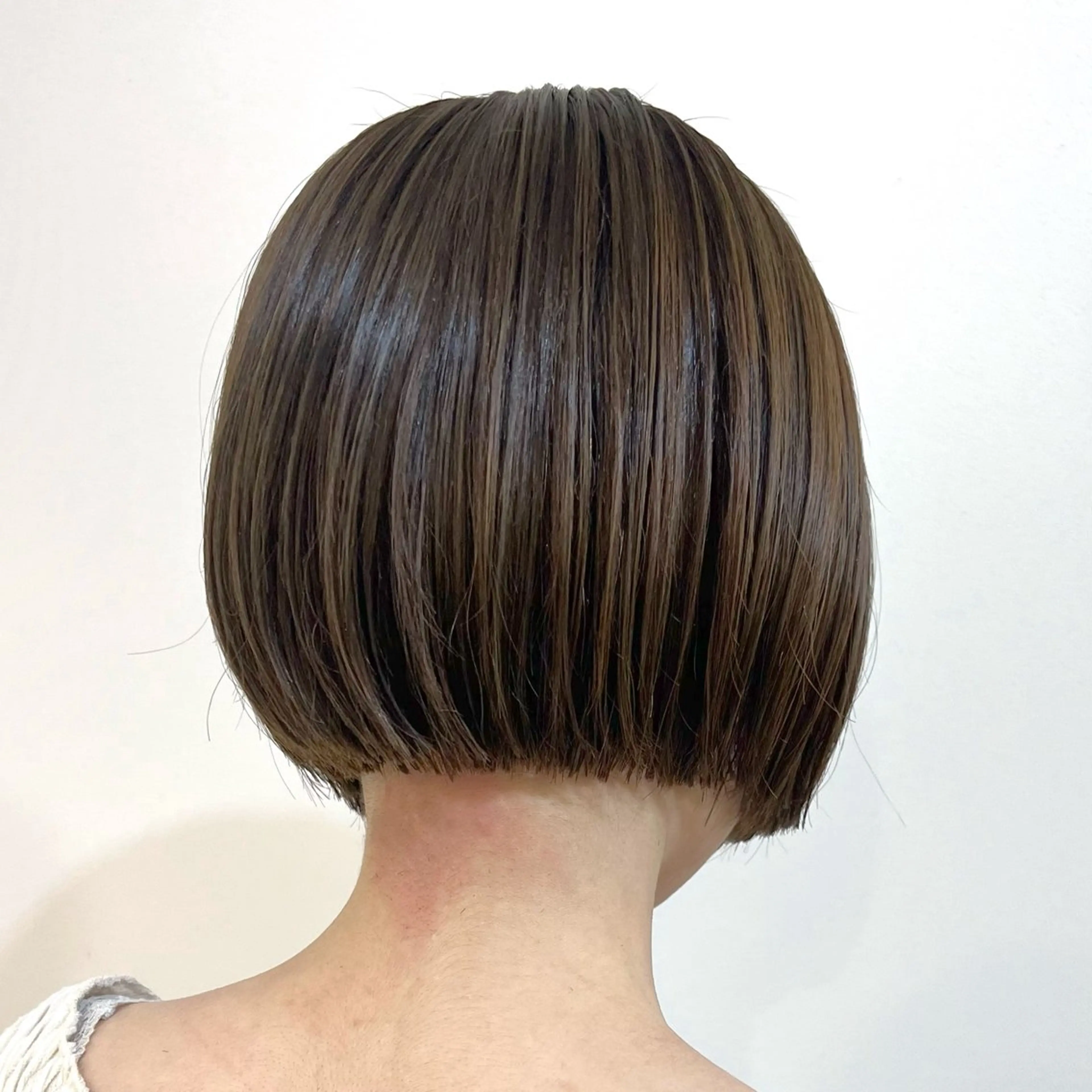 ロング カラー パーマ ベージュカラー 黒髪 ブルーカラー ブルーブラック ブラウンカラー カット ヘアカラー 縮毛矯正 トリートメント ブリーチなし/ ベージュ/akiraのヘアスタイル