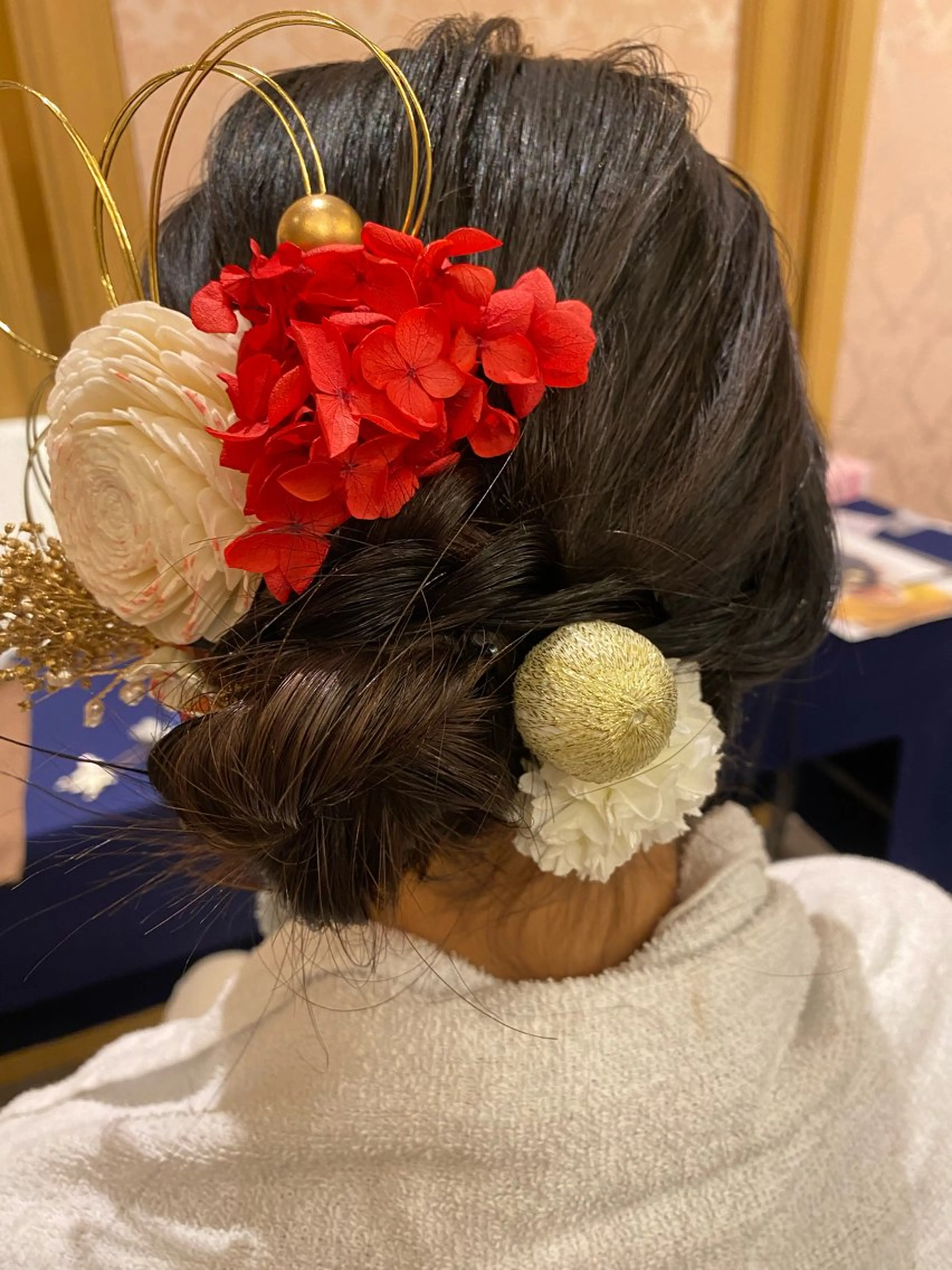 ロング ヘアアレンジ 成人式 ヘアセット Avalon所属・Hiroshi ヒロシのヘアスタイル