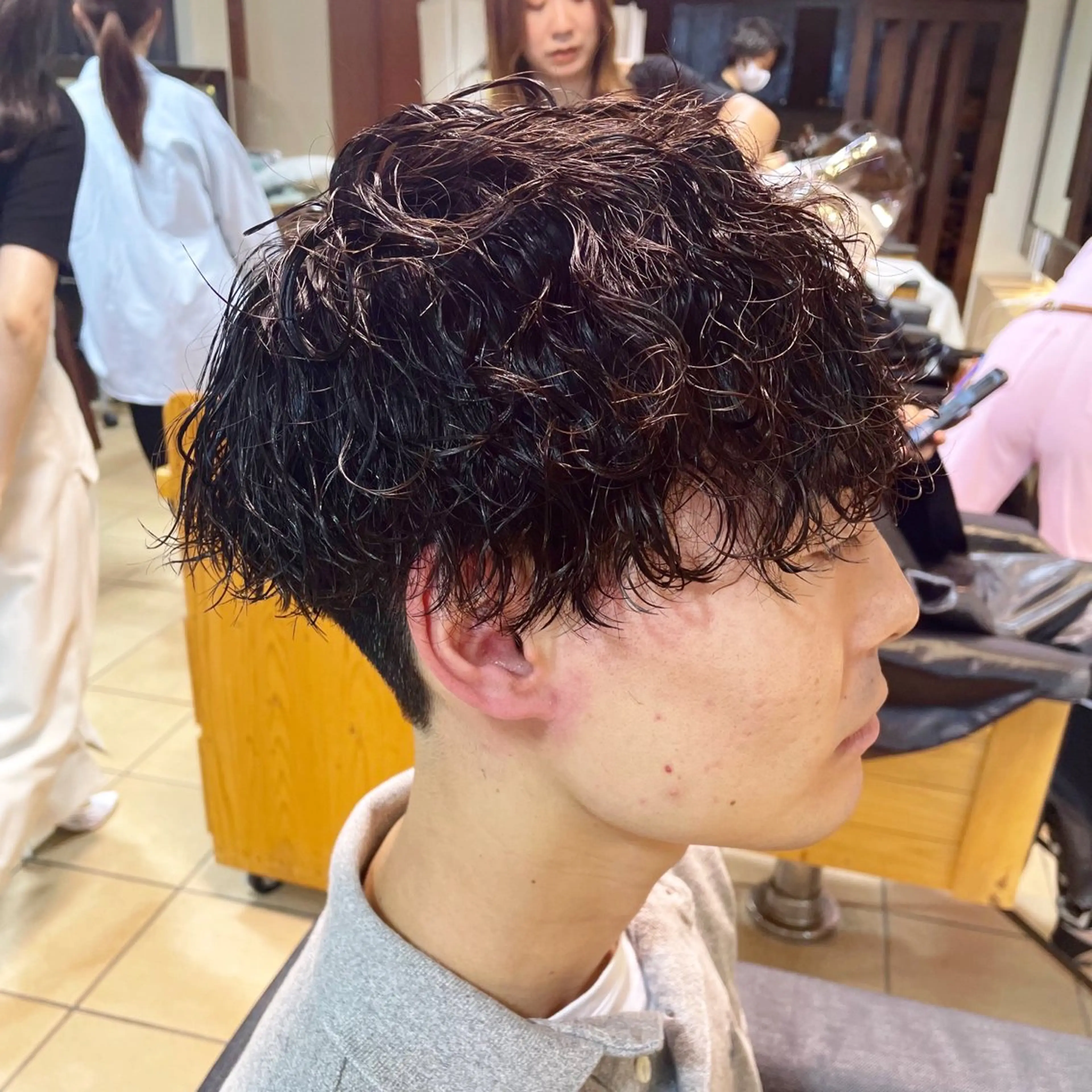ショート パーマ メンズ メンズパーマ カット パーマ すげ さやかのヘアスタイル