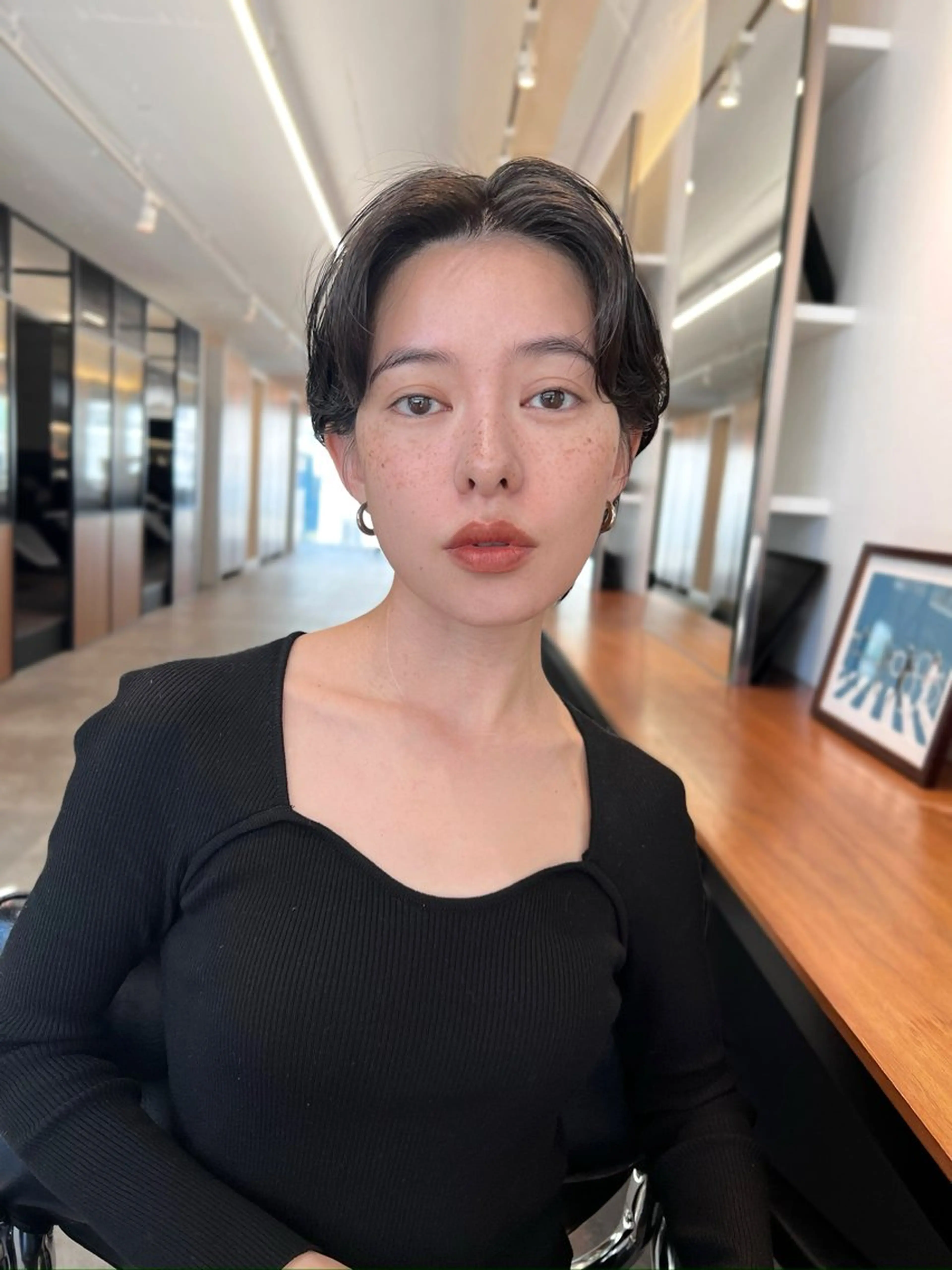 ショート Abbey ４のヘアスタイル