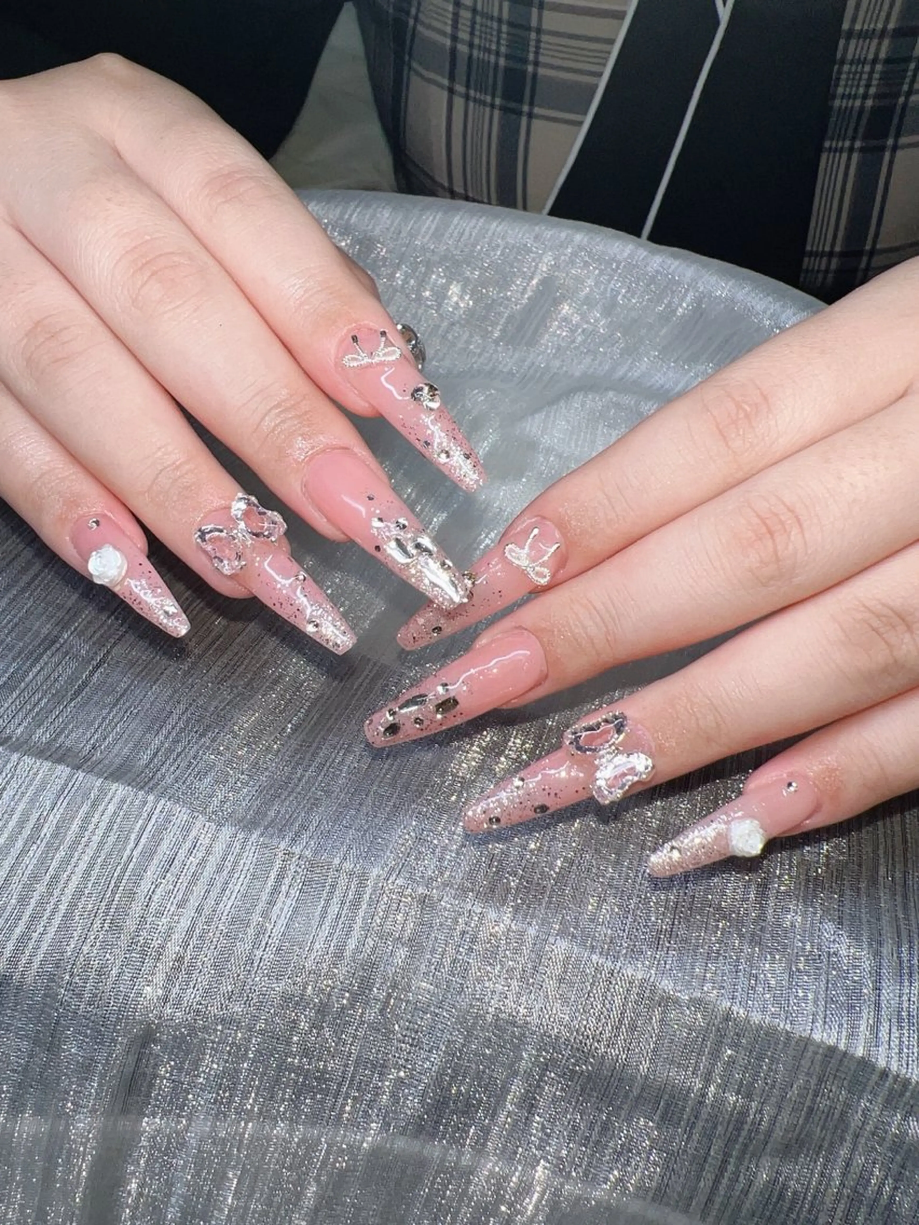 ネイル ハンドネイル Lee Nailsのネイルデザイン