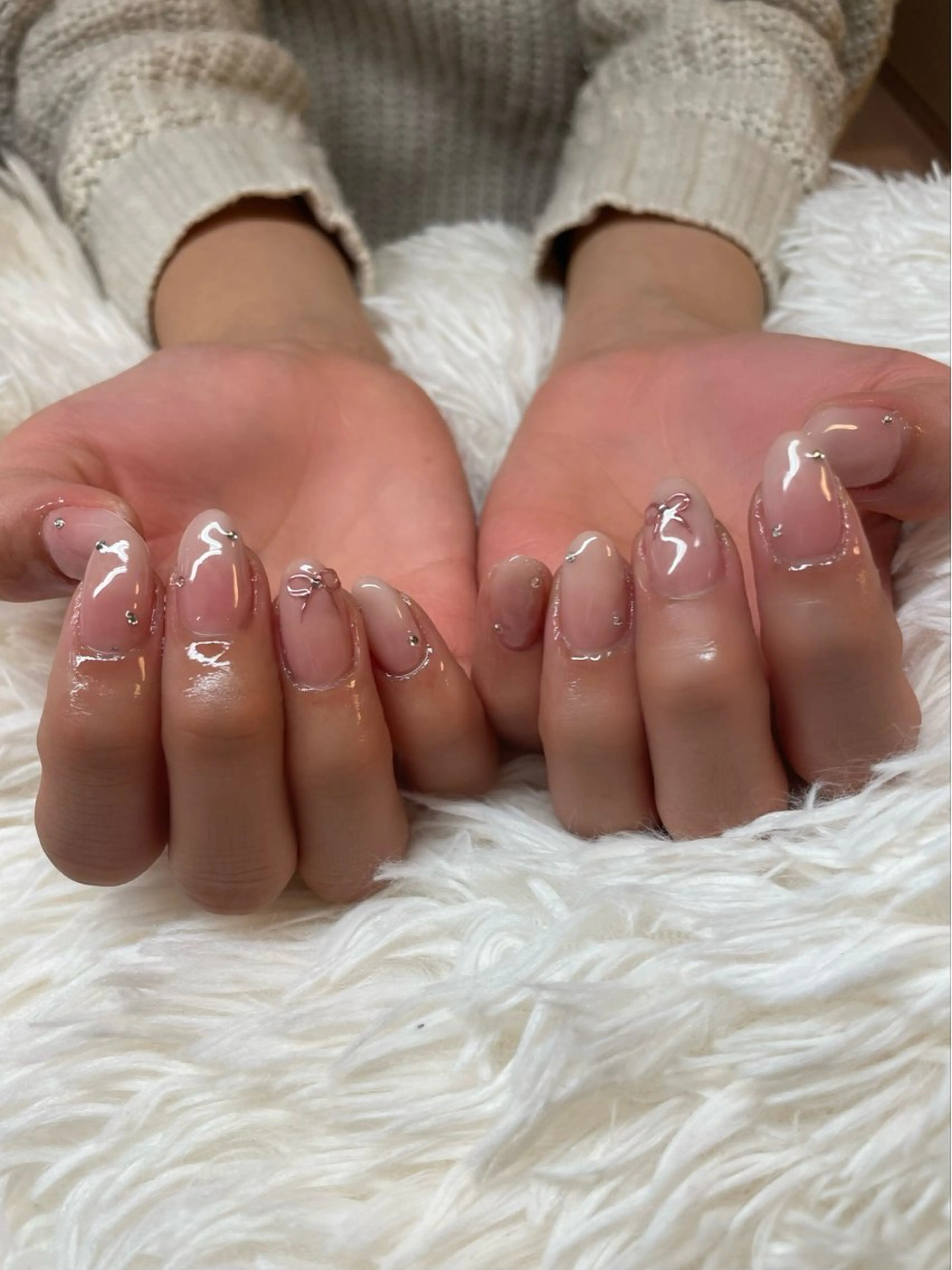 ネイル フレンチネイル ジェルネイル ガーリー グラデーション キラキラネイル ハンドネイル Nail salon 🎀Angeのネイルデザイン