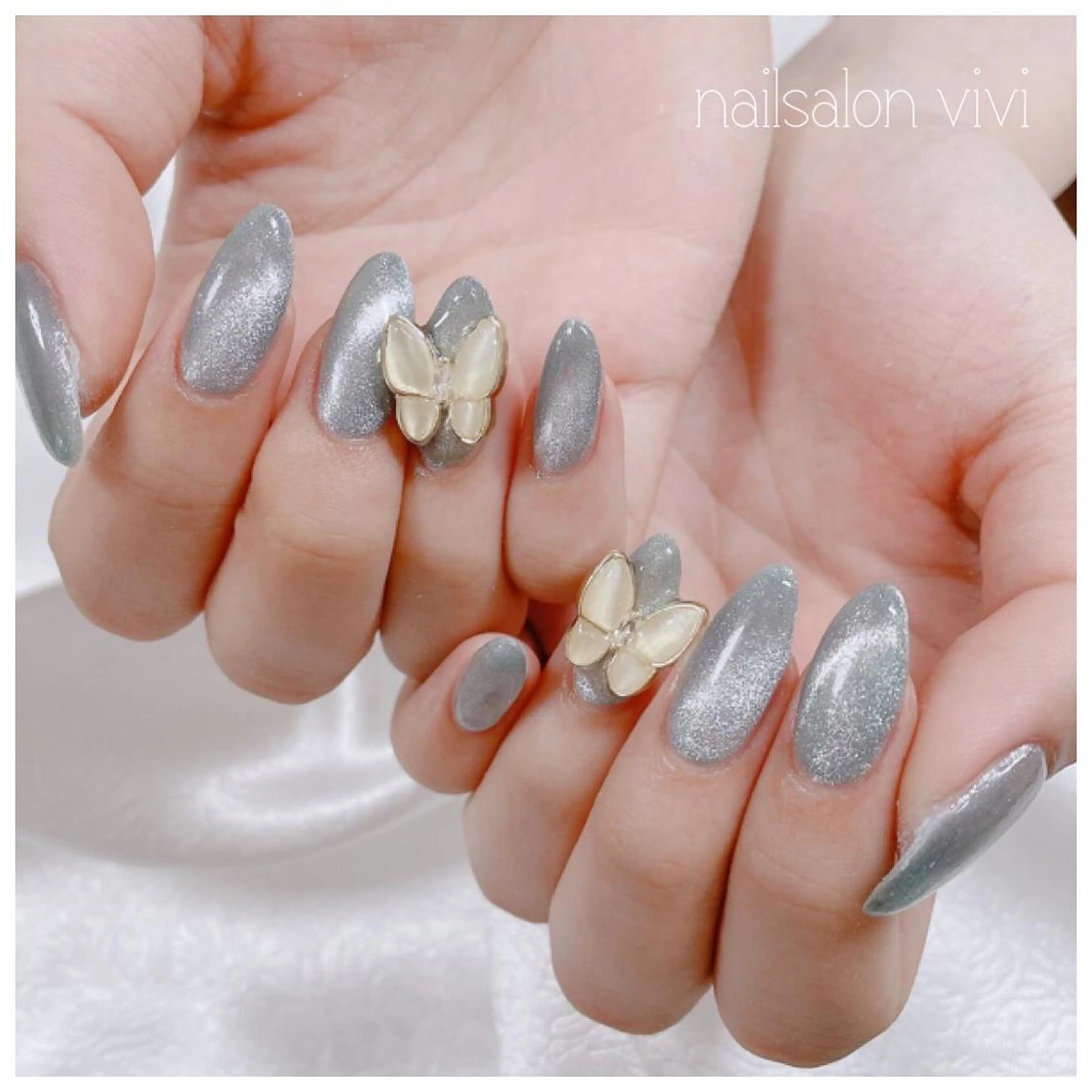 ネイル ＶＩＶＩ nailsalonのネイルデザイン