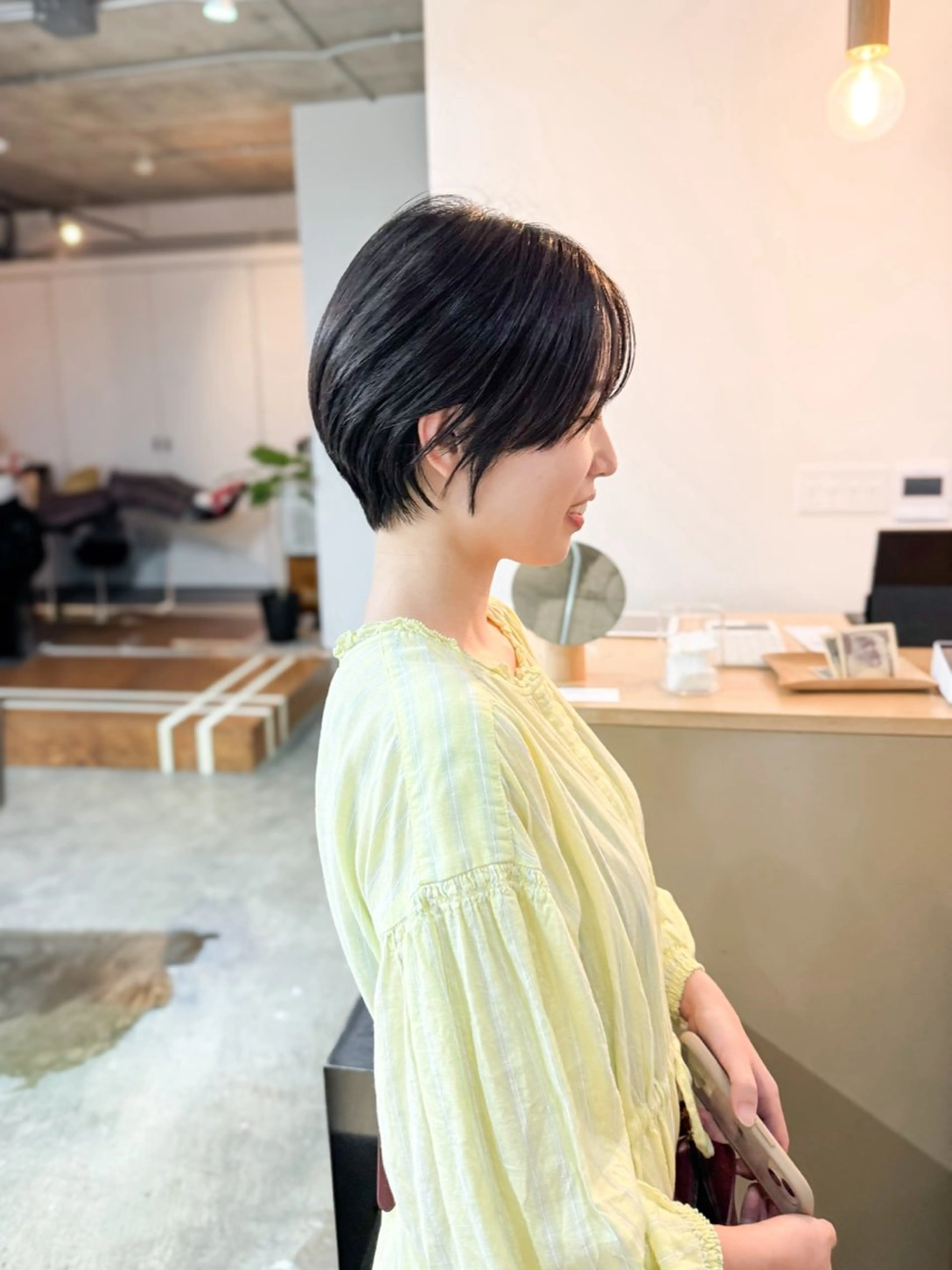 ショート 顔周りカット 奥村 紘のヘアスタイル