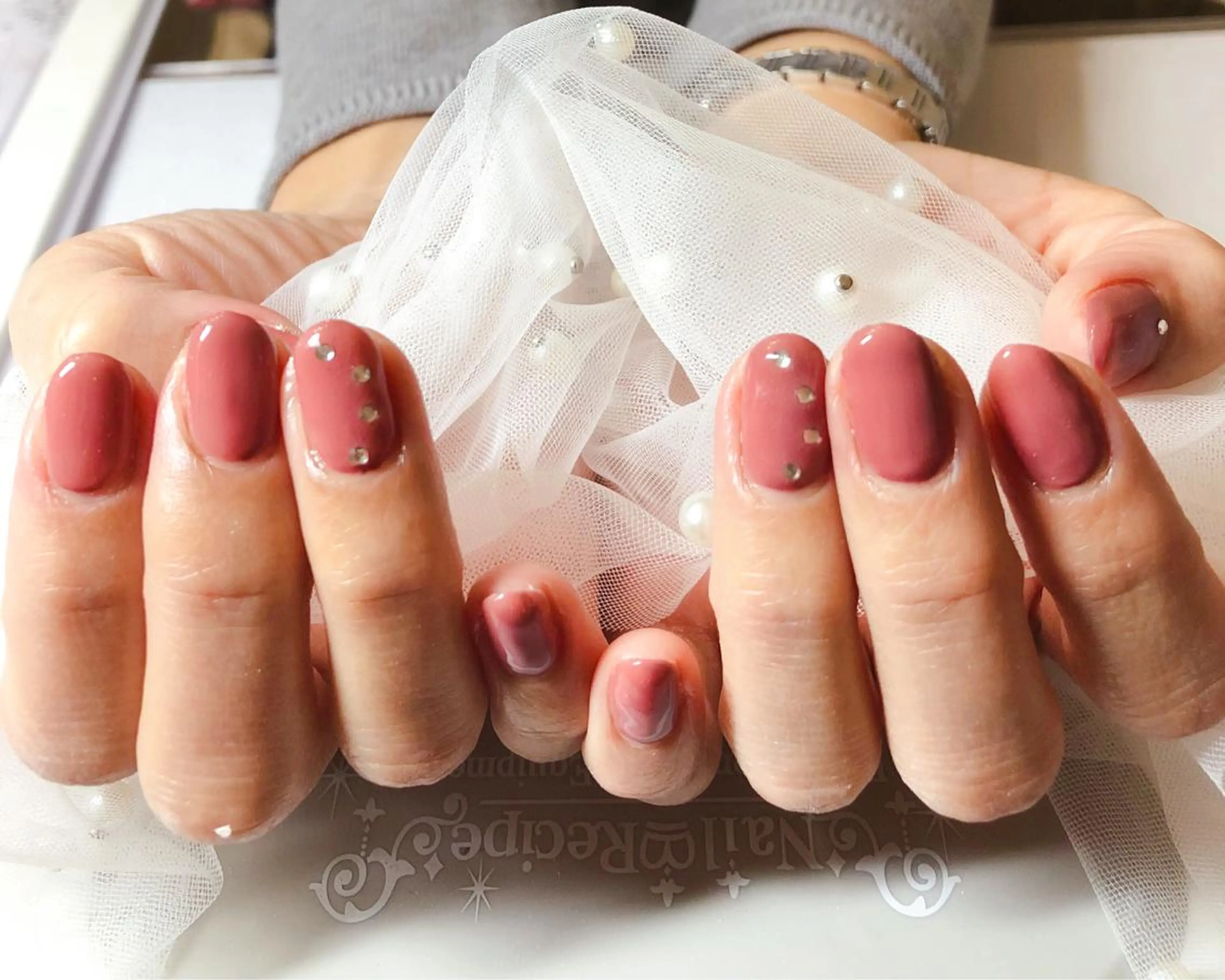 ネイル ハンドネイル マジックミラー所属・マジック ミラーのネイルデザイン