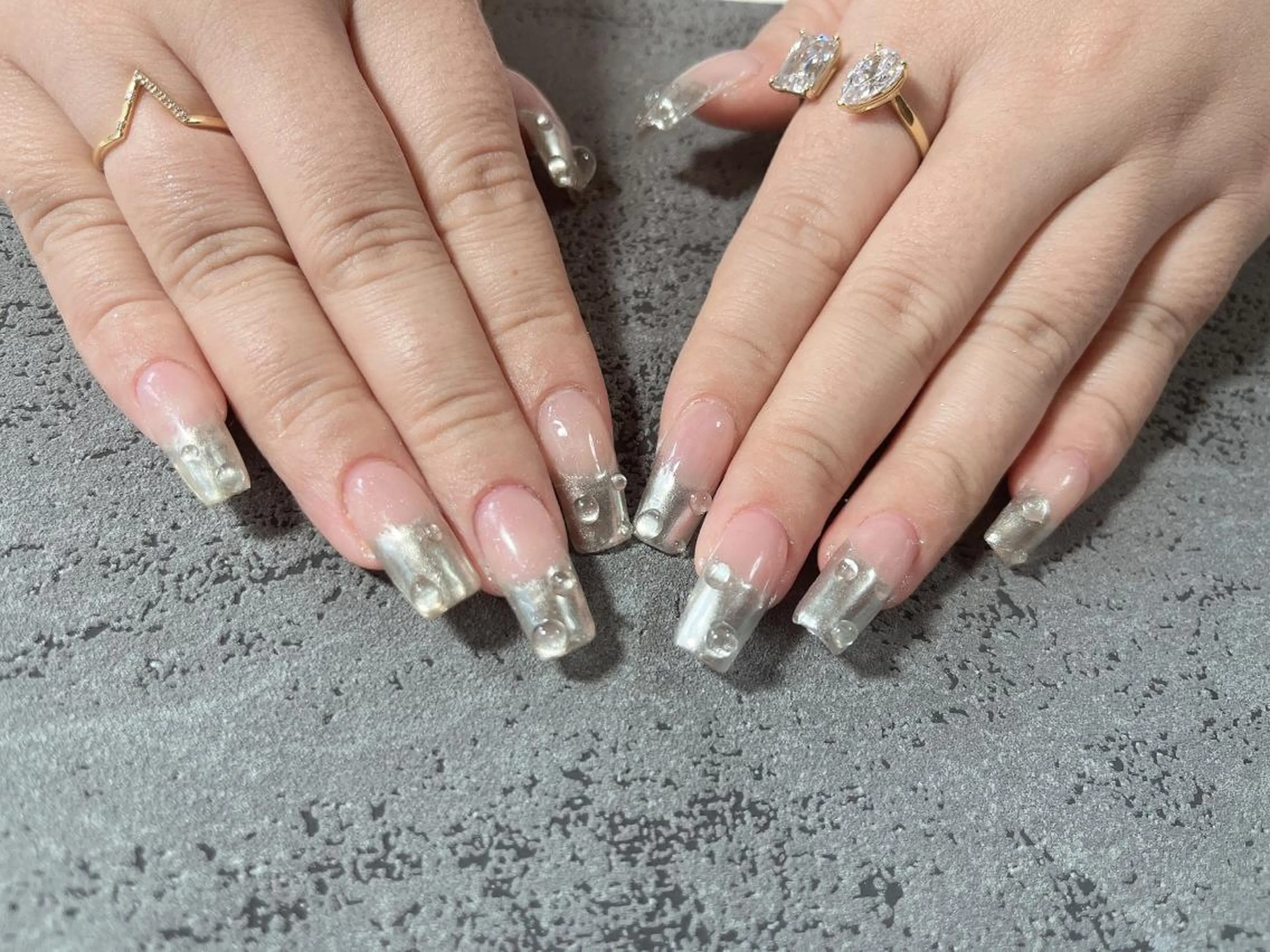 ネイル ミラーネイル Ruana Nailのネイルデザイン