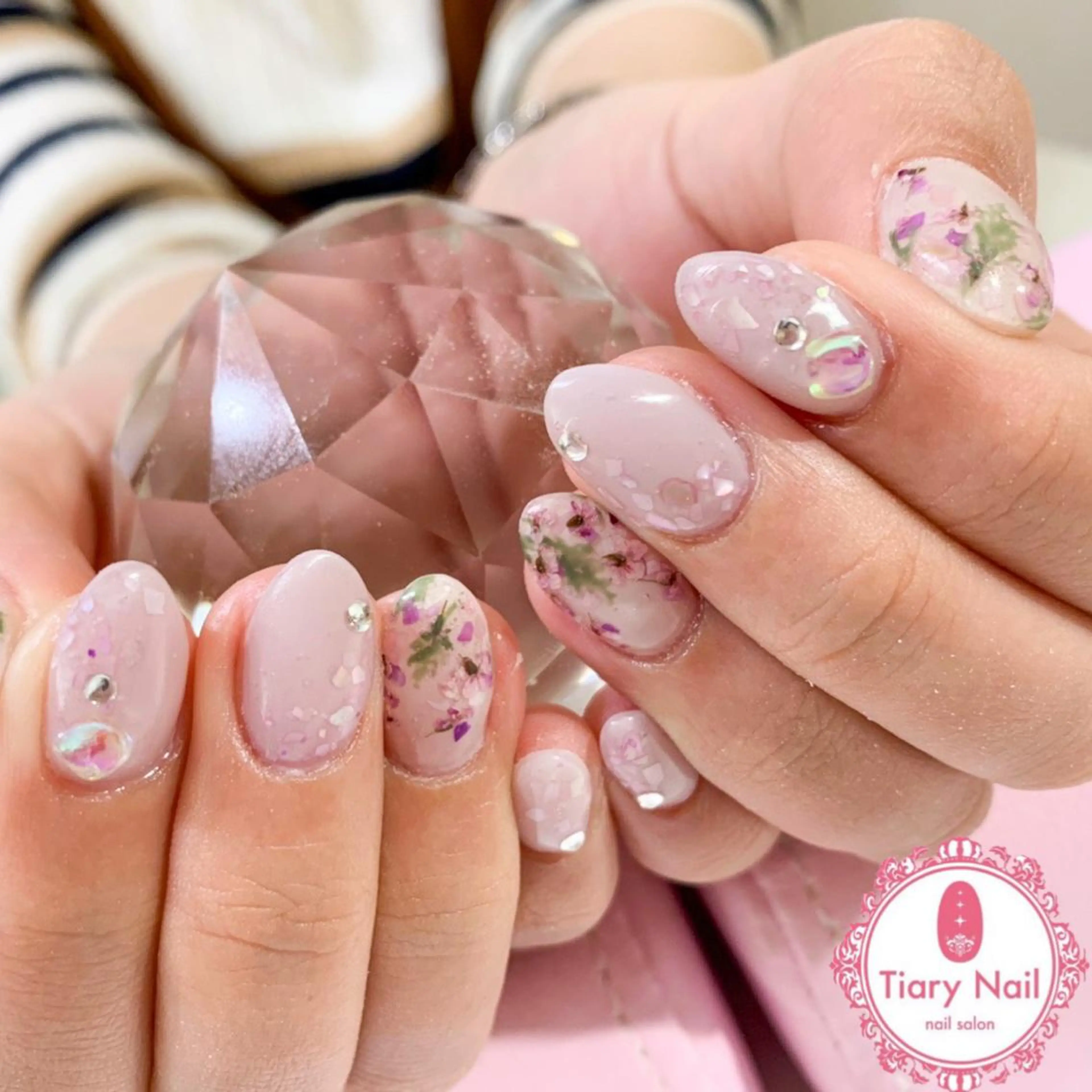 ネイル 桜ネイル クリアネイル フットネイル ジェルネイル キラキラネイル ハンドネイル 💗🪽Tiary Nail🪽💗のネイルデザイン
