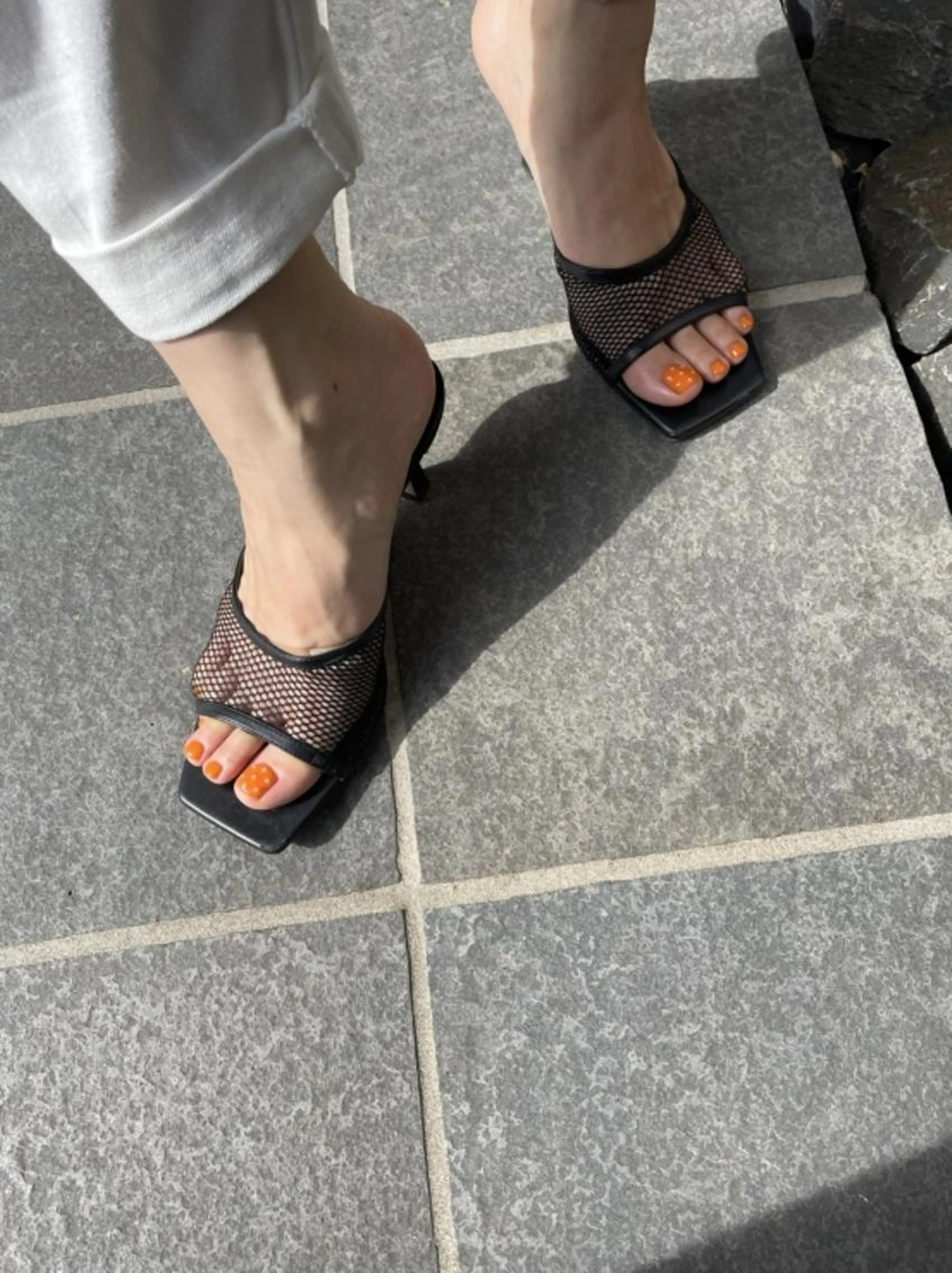 【オフなし】フットジェルワンカラー親指ストーンアート♡の写真