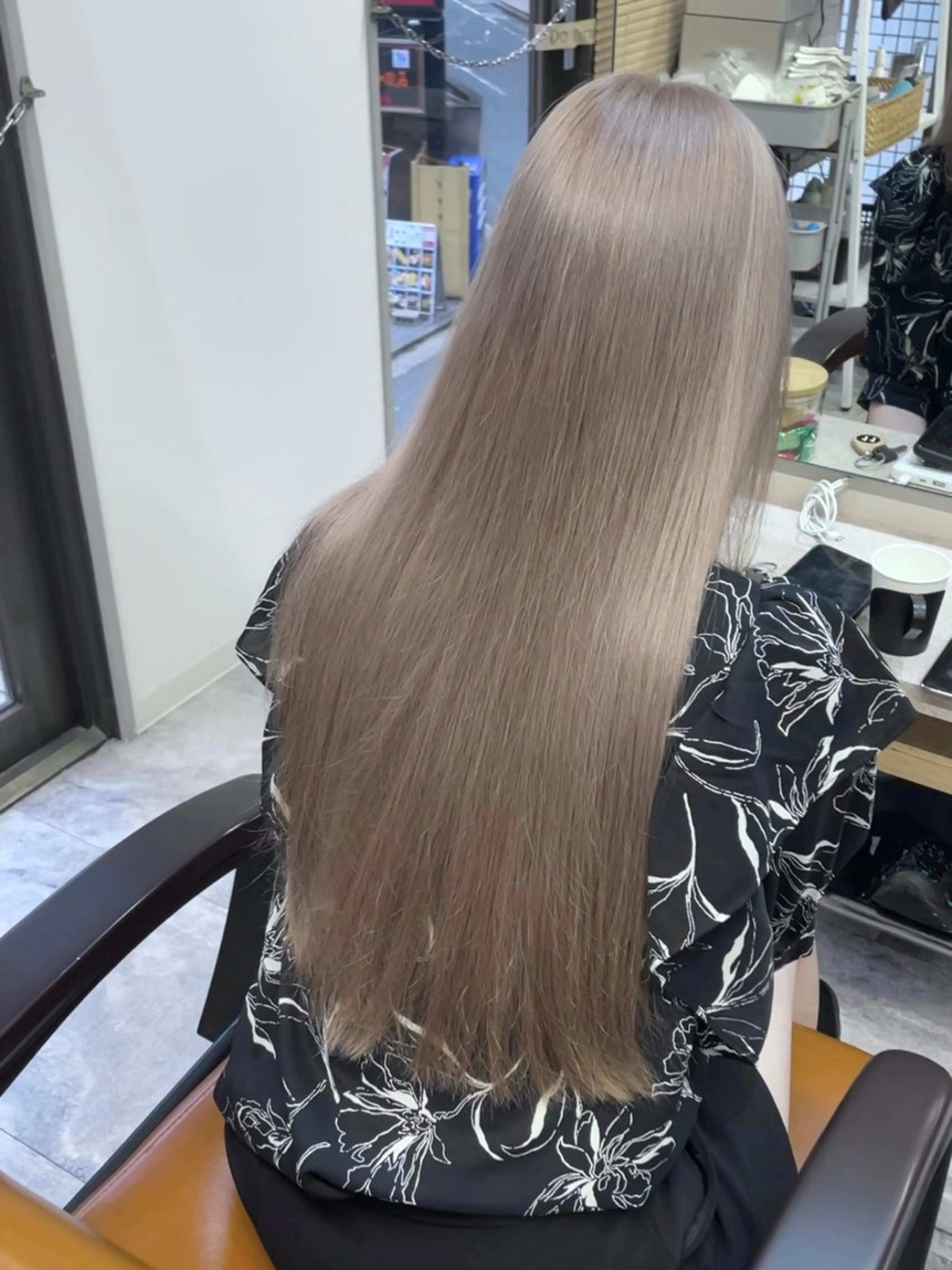 ロング カラー ヘアカラー 🤍艶カラー・久留米 RINKA🤍のヘアスタイル