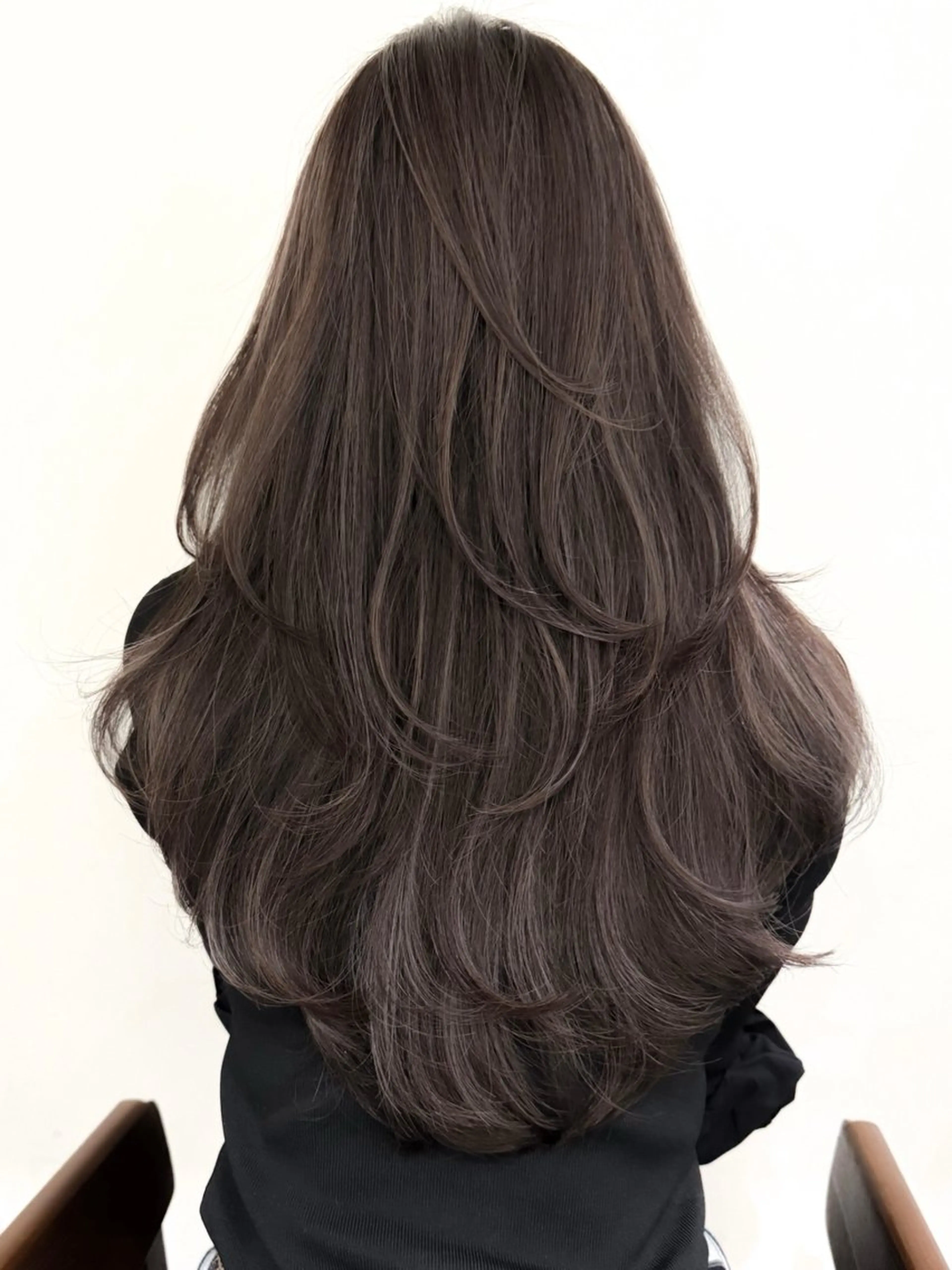 ロング カラー ✨レイヤーカット/透 名感カラー特化✨のヘアスタイル