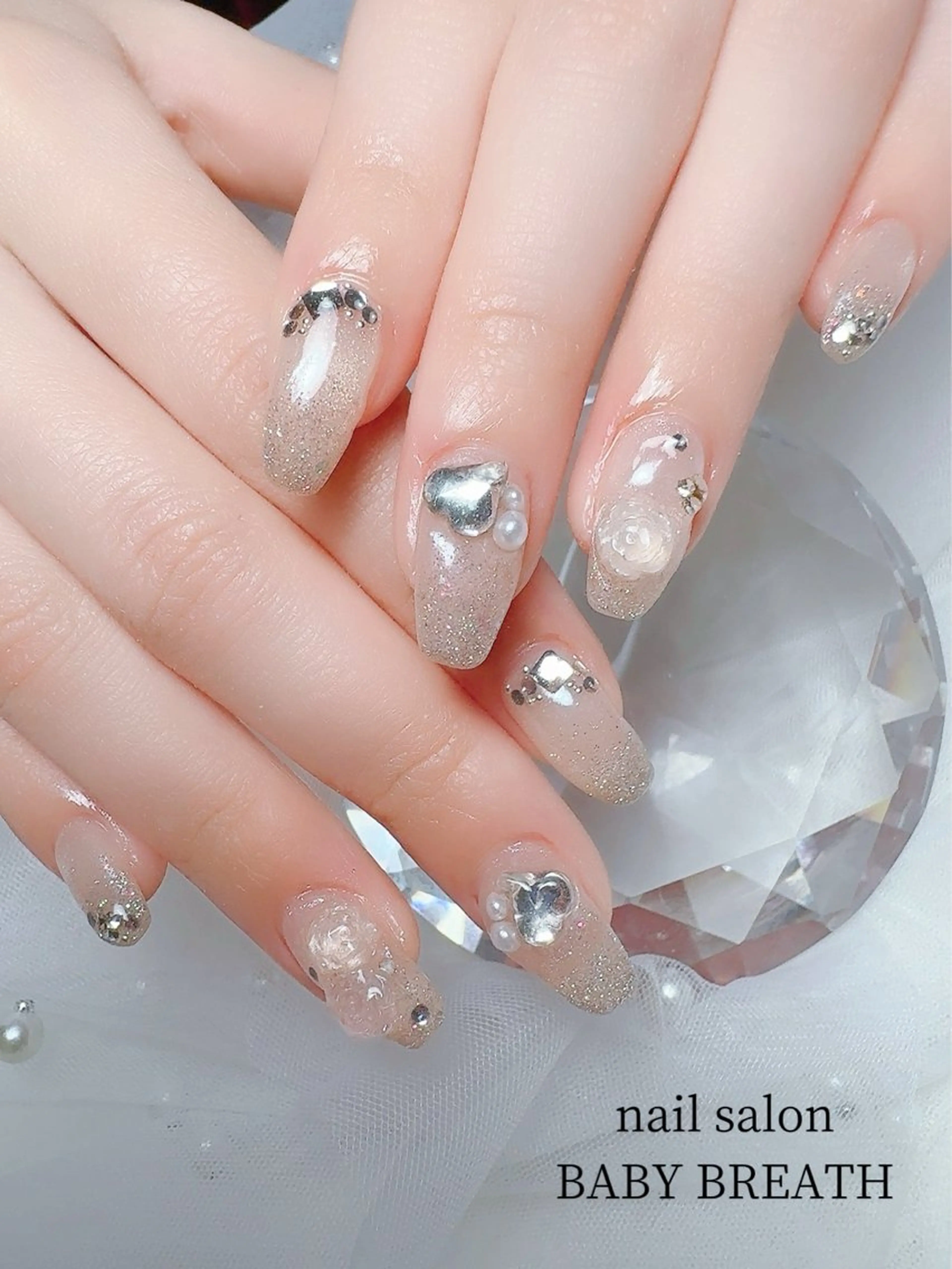 ネイル アートネイル フラッシュネイル フットネイル グラデーション ラメ(グリッター) ハンドネイル BABY BREATH所属・y natsumiのネイルデザイン
