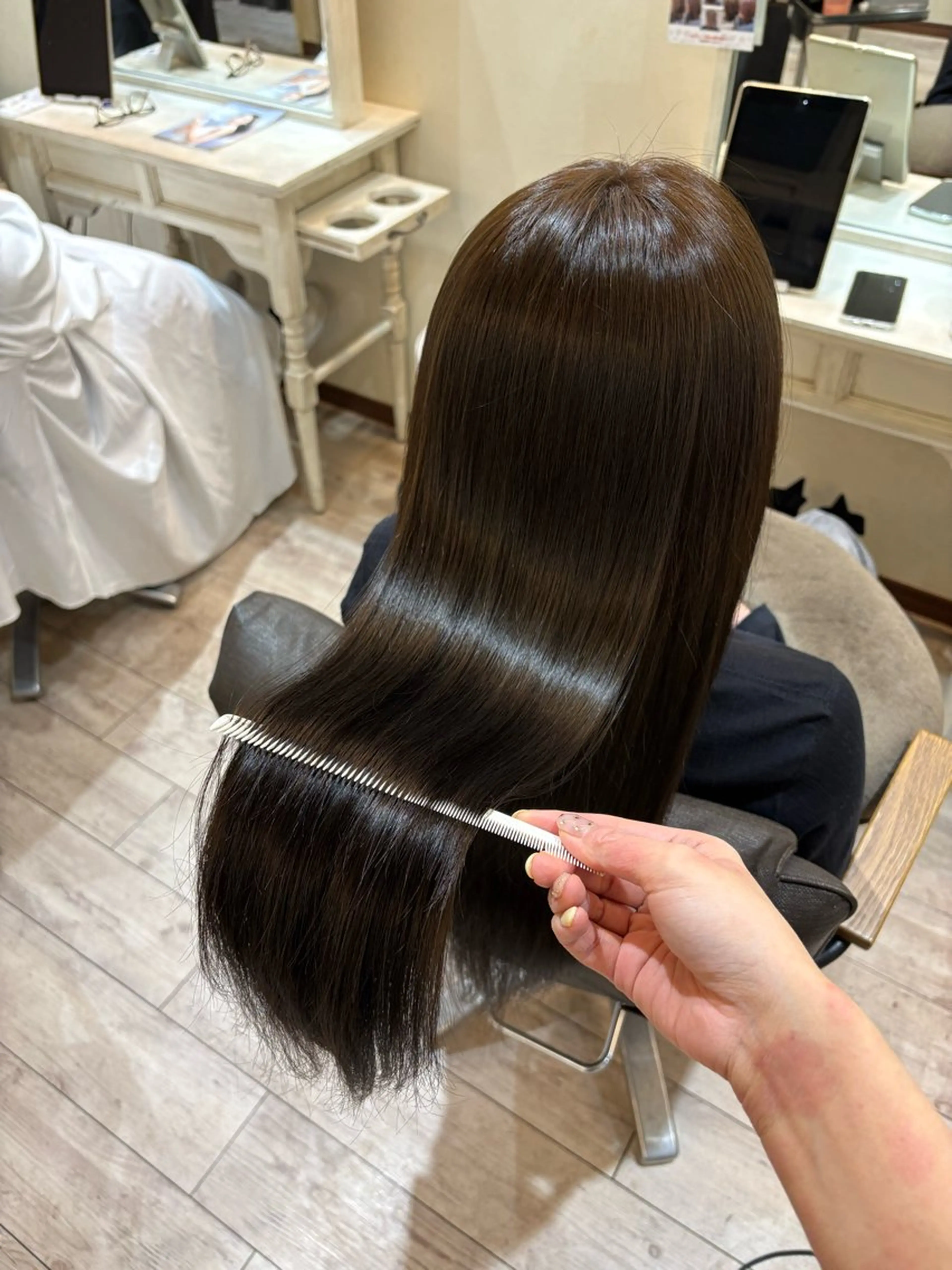 ロング カラー オリーブカラー ヘアカラー 艶カラー/縮毛矯正/ レイヤー/栄/あやかのヘアスタイル