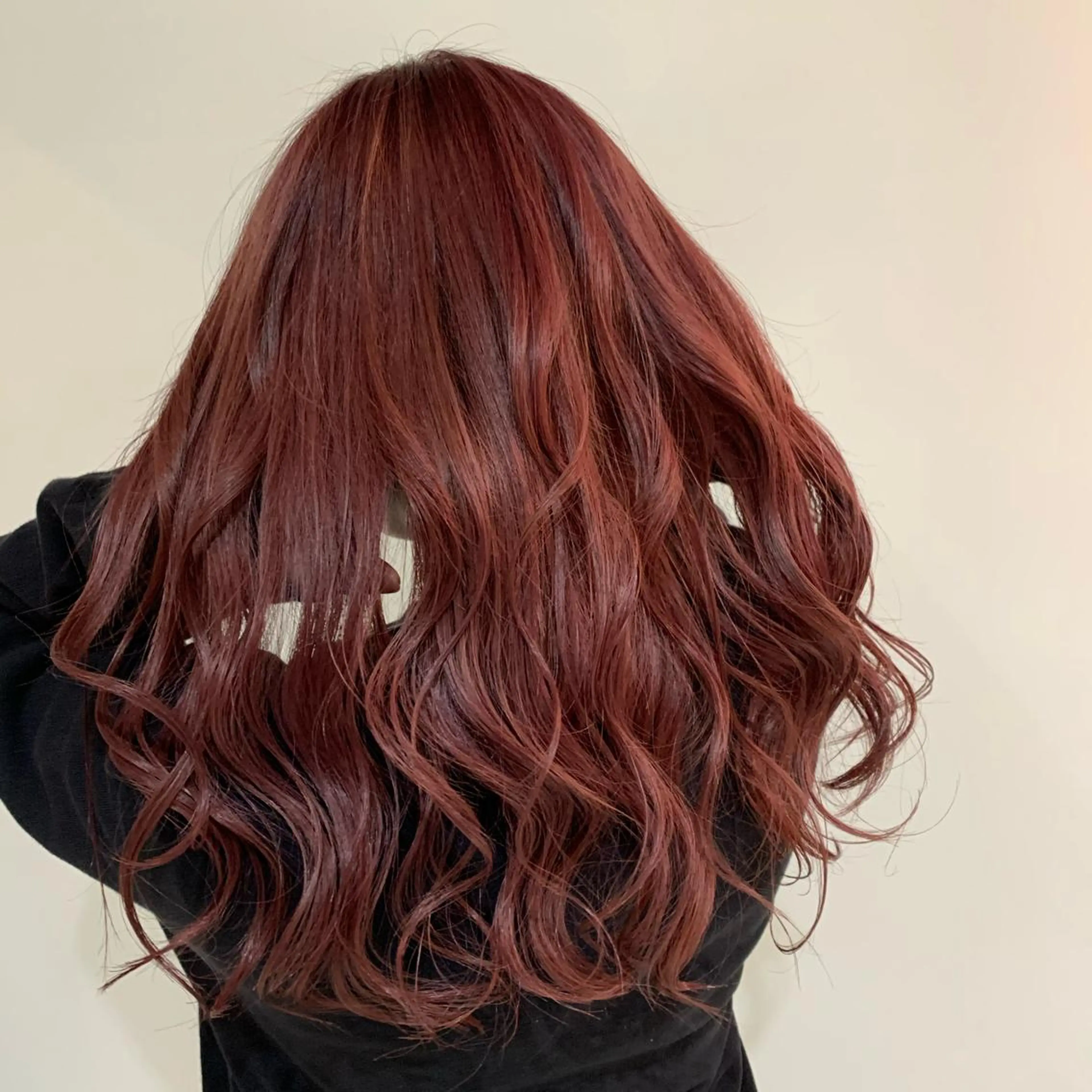 ミディアム カラー ヘアアレンジ ブリーチ ピンクカラー カット ヘアカラー トリートメント 守屋 颯太のヘアスタイル