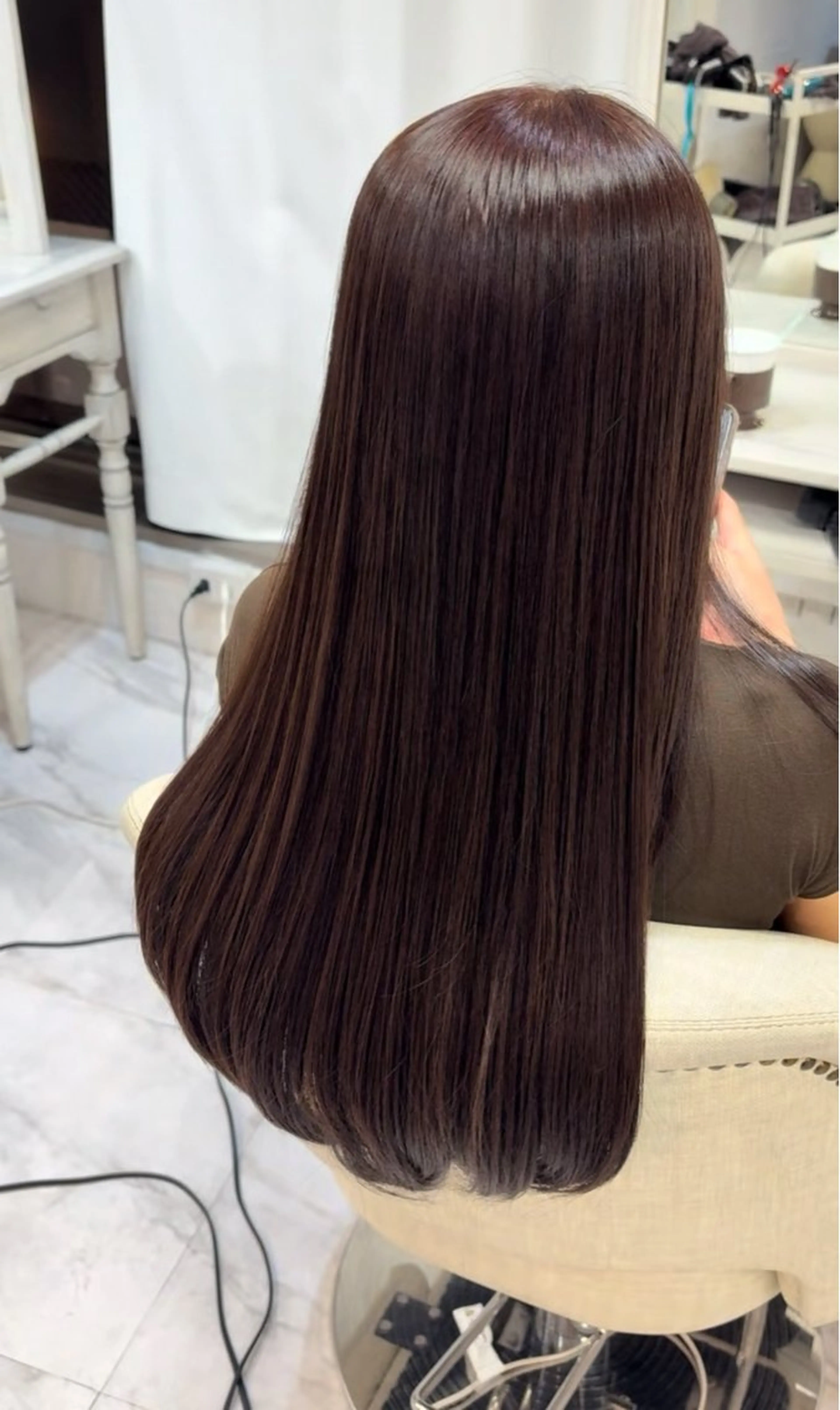 カラー コダマ サキのヘアスタイル