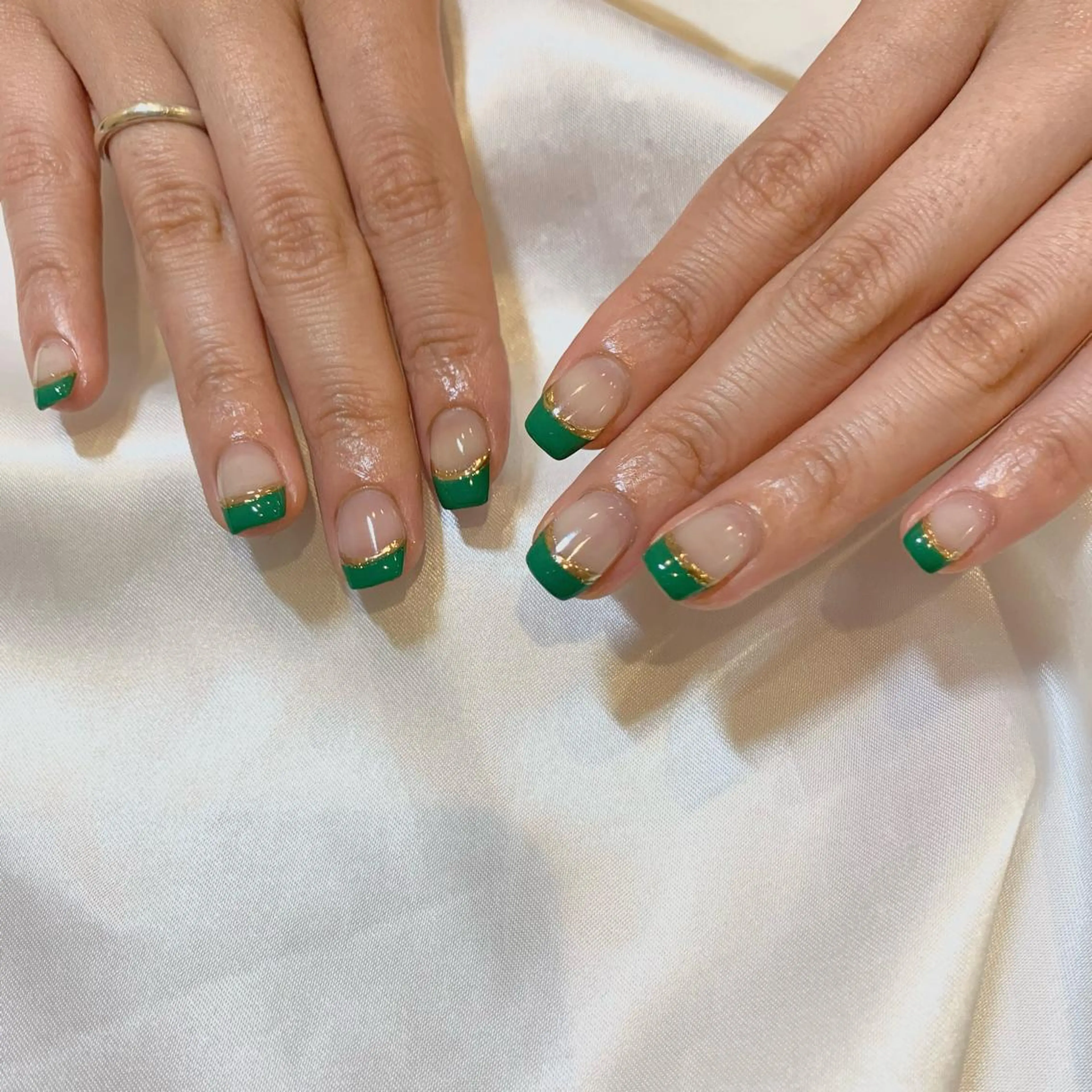 ネイル フレンチネイル ニュアンスネイル 夏ネイル ハンドネイル ui nailのネイルデザイン