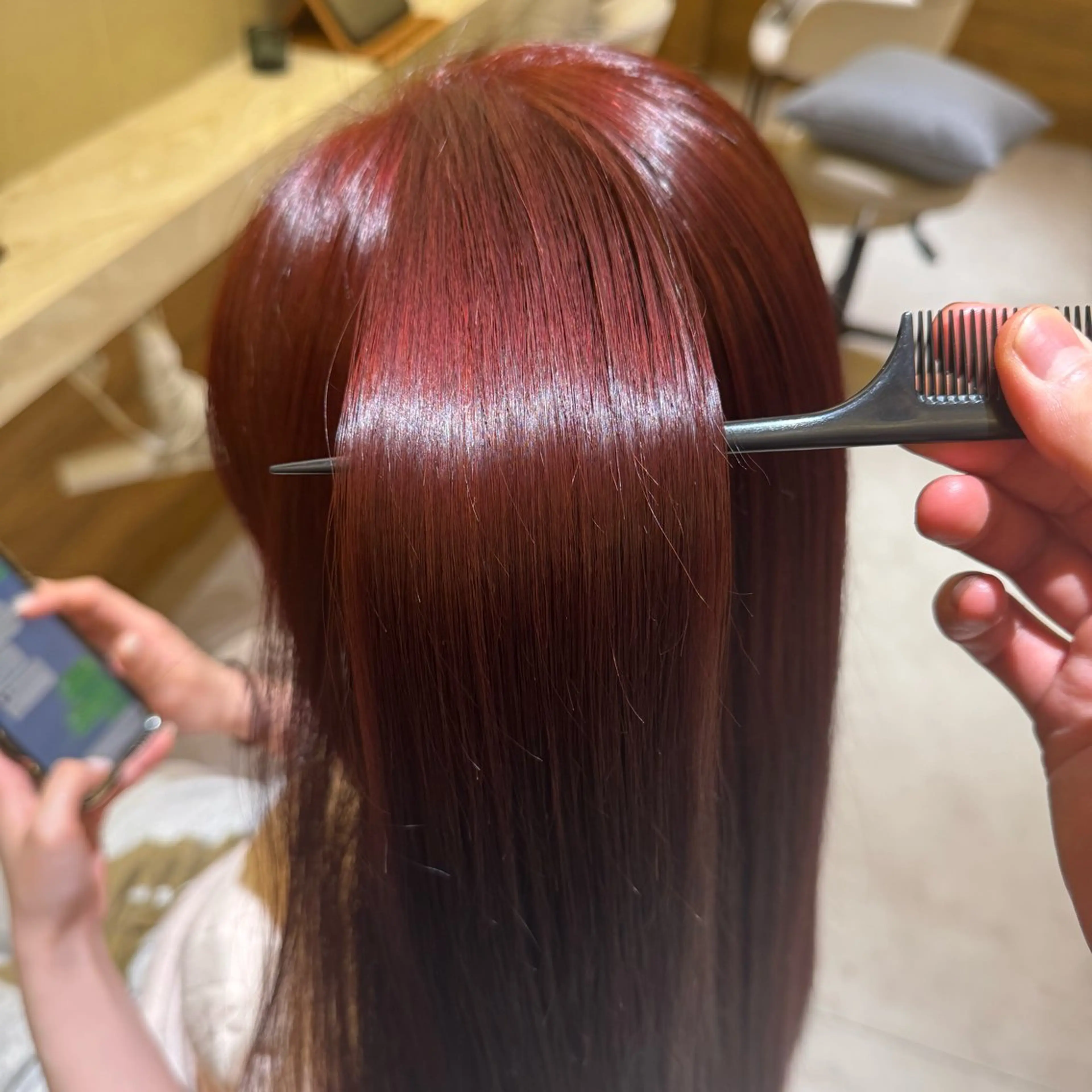 ロング yiye KEITOのヘアスタイル