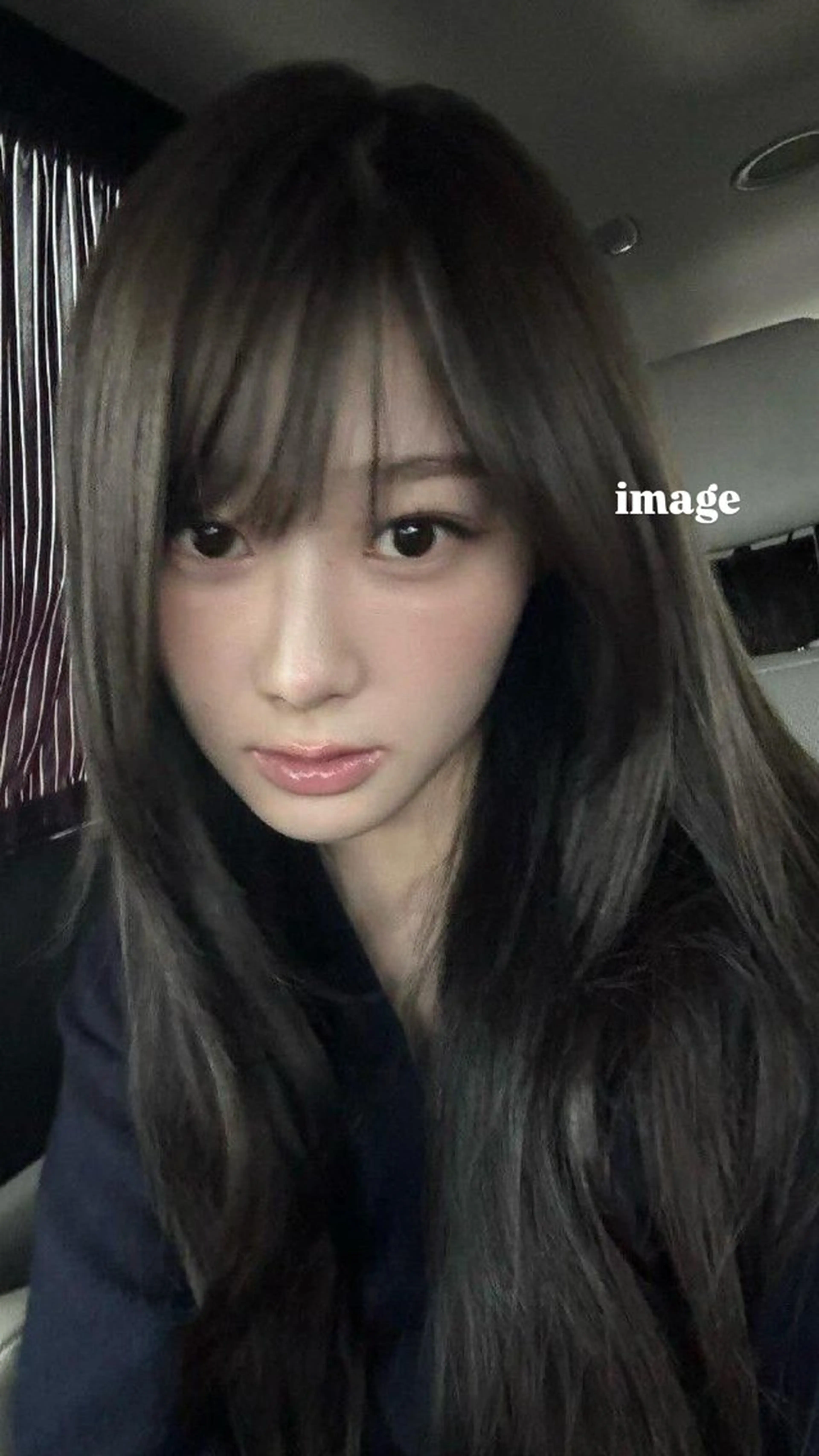 ロング ヘアカラー トリートメント LOE所属・LOE Yuuka/42🩵のヘアスタイル