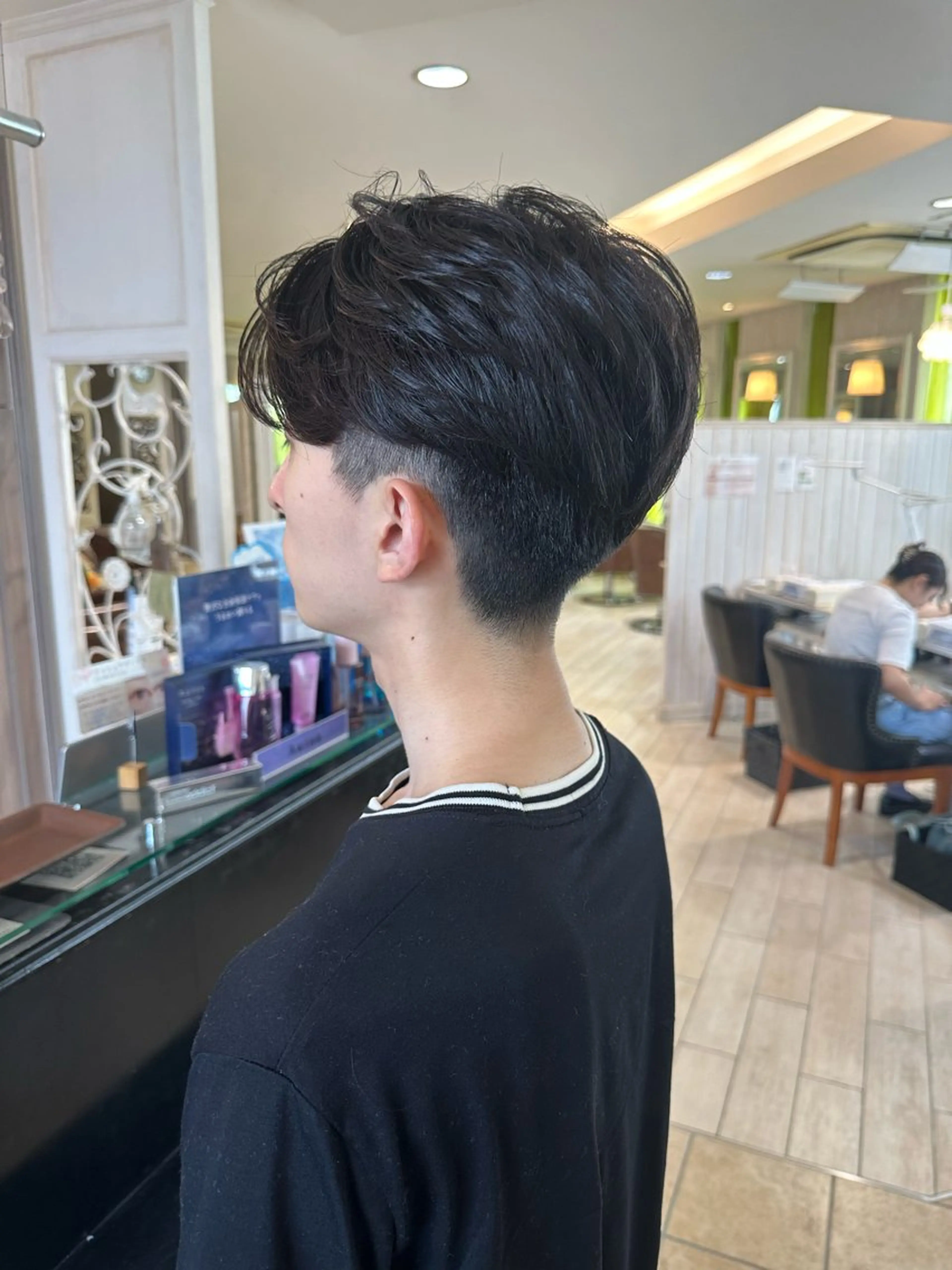 メンズ カット メンズパーマ特化🔥 ツイスパ/シャドウのヘアスタイル