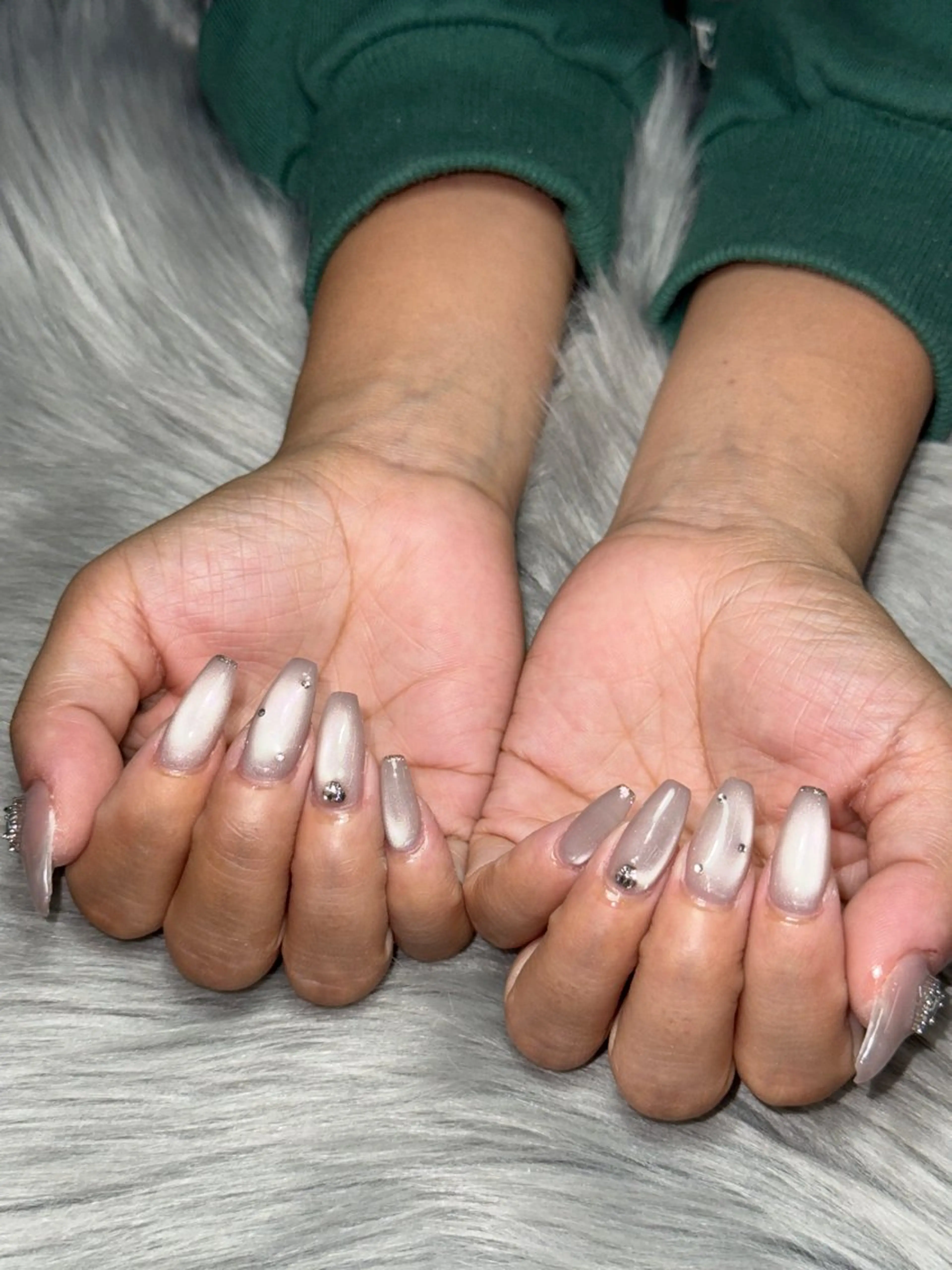 ネイル ハンドネイル Momoka 🍑🎀のネイルデザイン